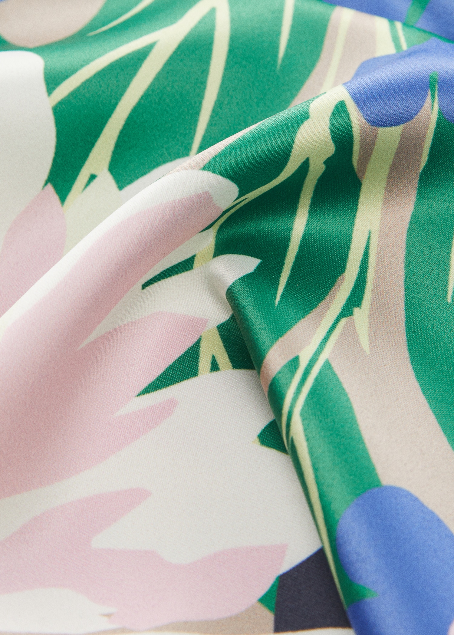 Blommönstrad sjal - Detaljer om artikeln 1