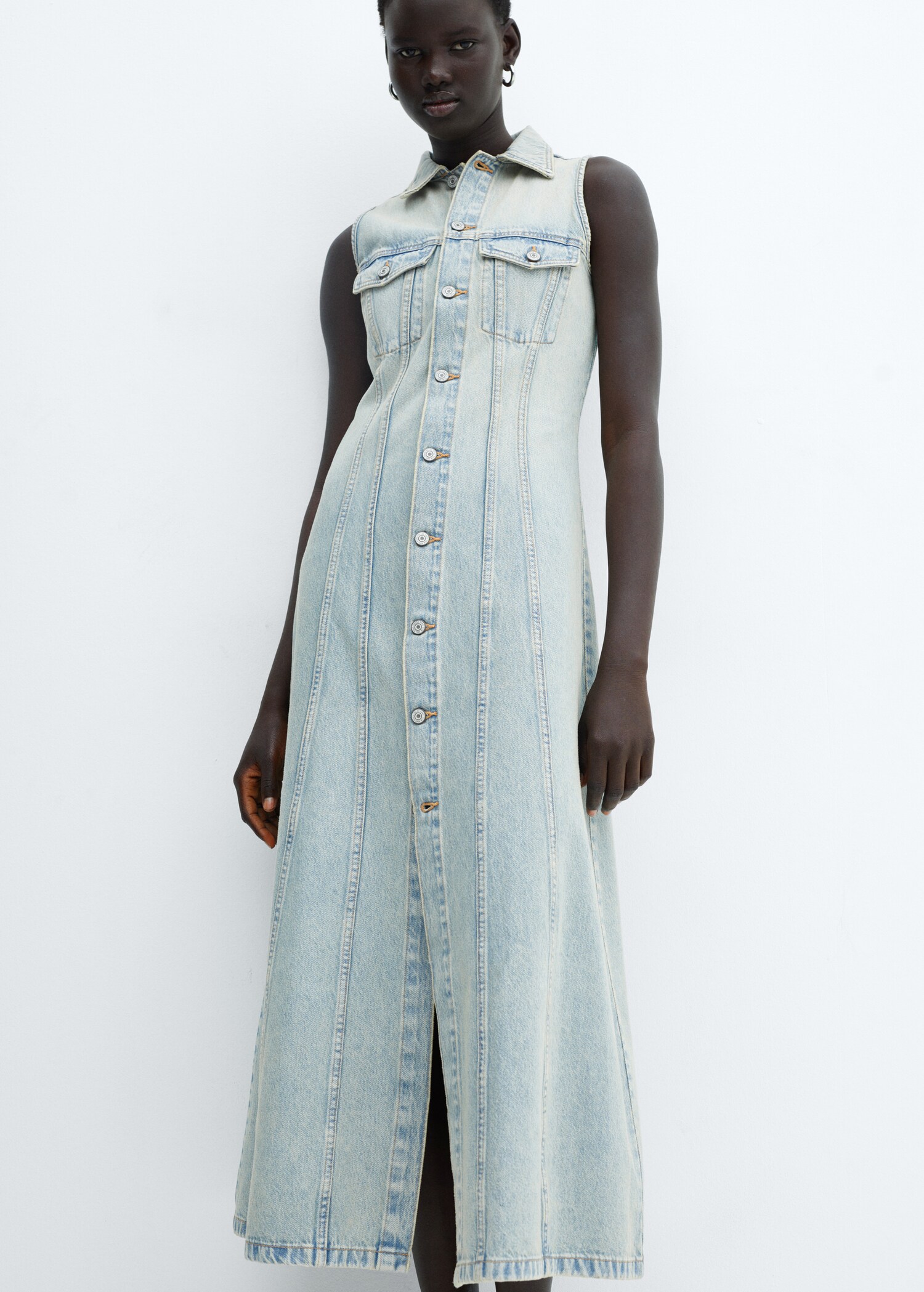 Vestido vaquero botones - Plano medio