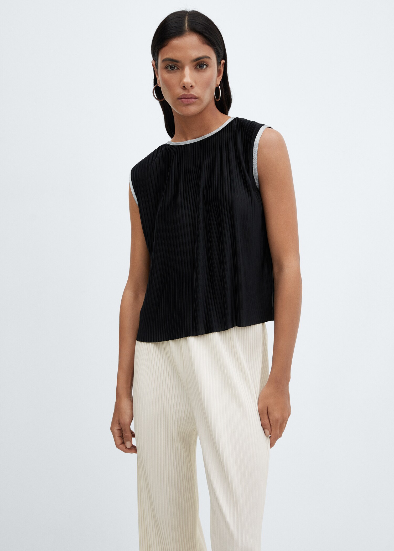Pleated wideleg trousers - Details of the article 1