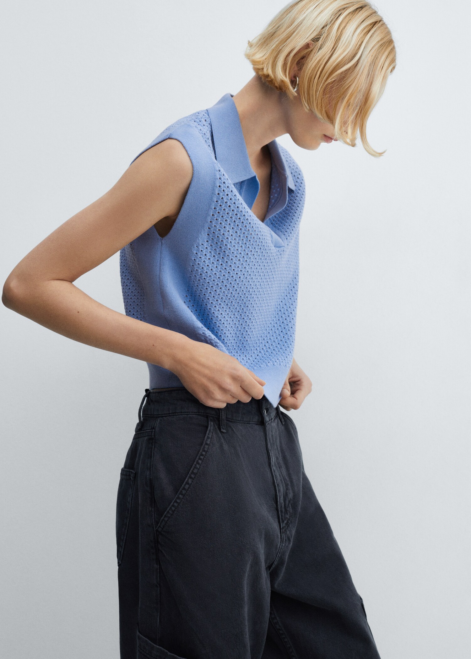 Openwork polo-neck top - Medium plane