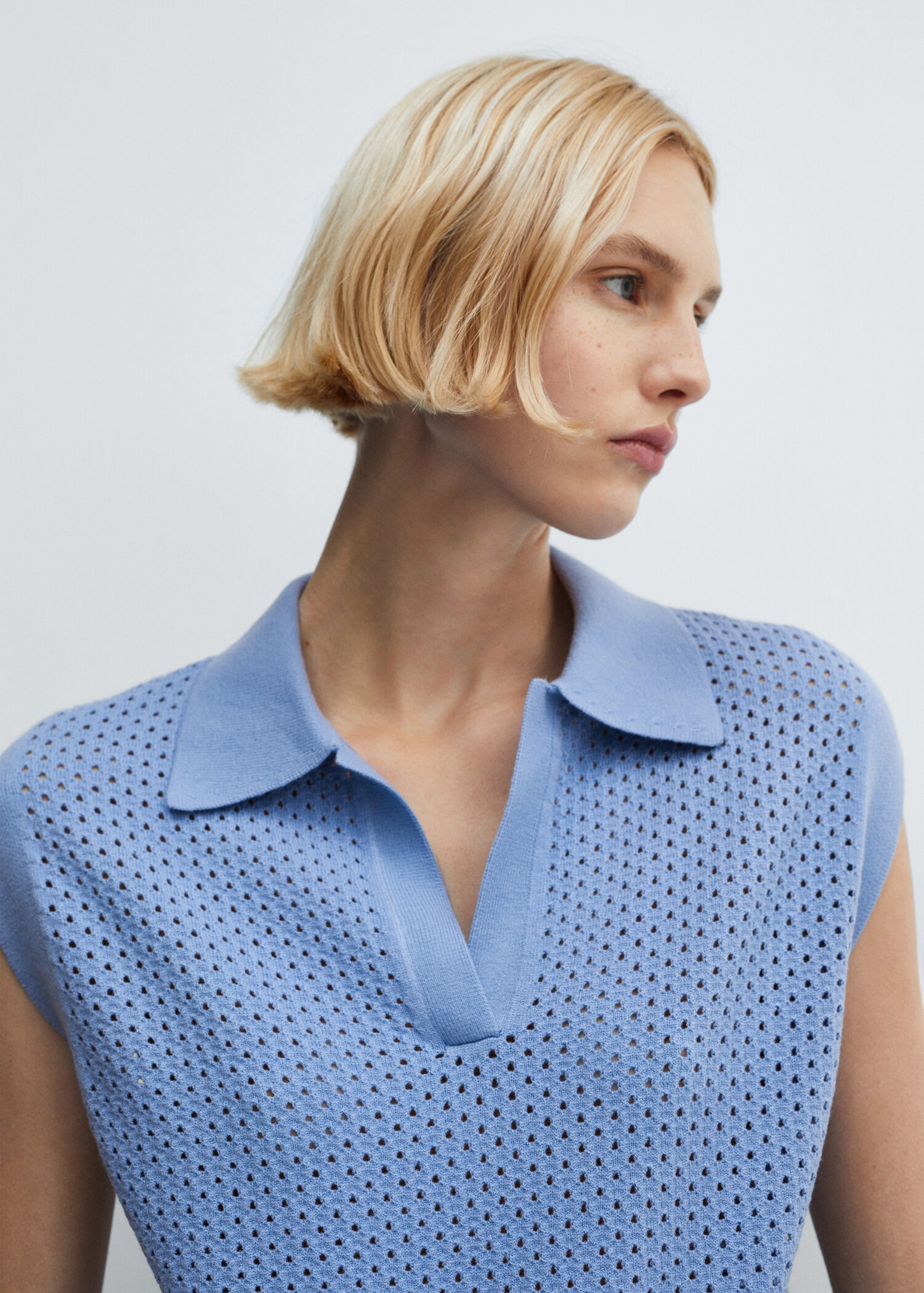 Openwork polo-neck top - Details of the article 1