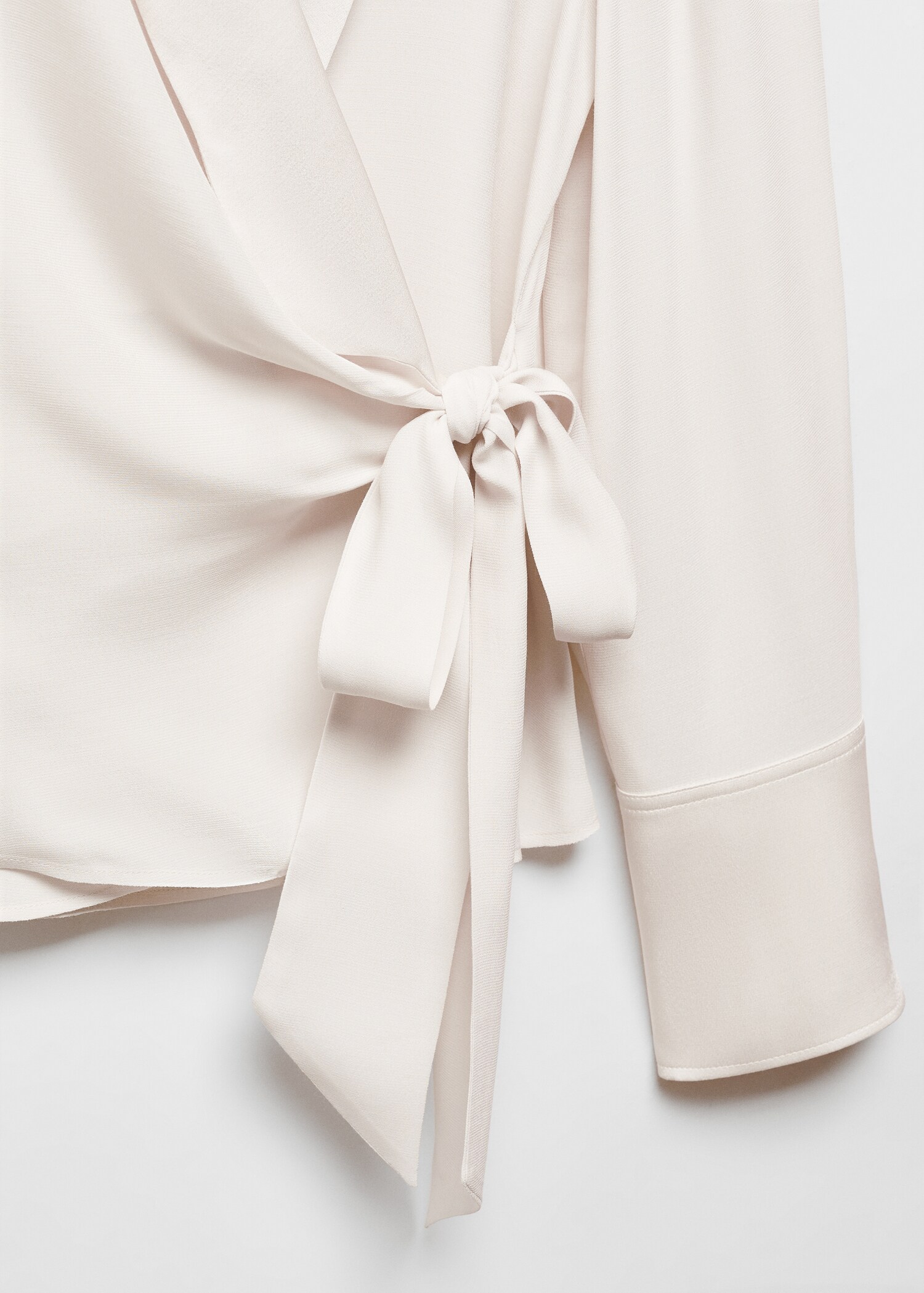Double-breasted blouse with bow - Details of the article 8
