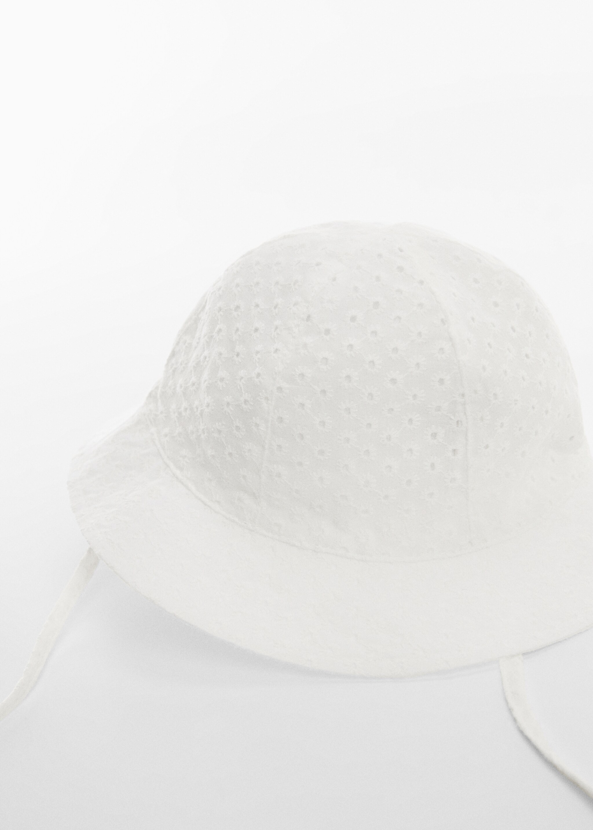 Floral bucket hat - Medium plane, White. Ref: 67055994-00.