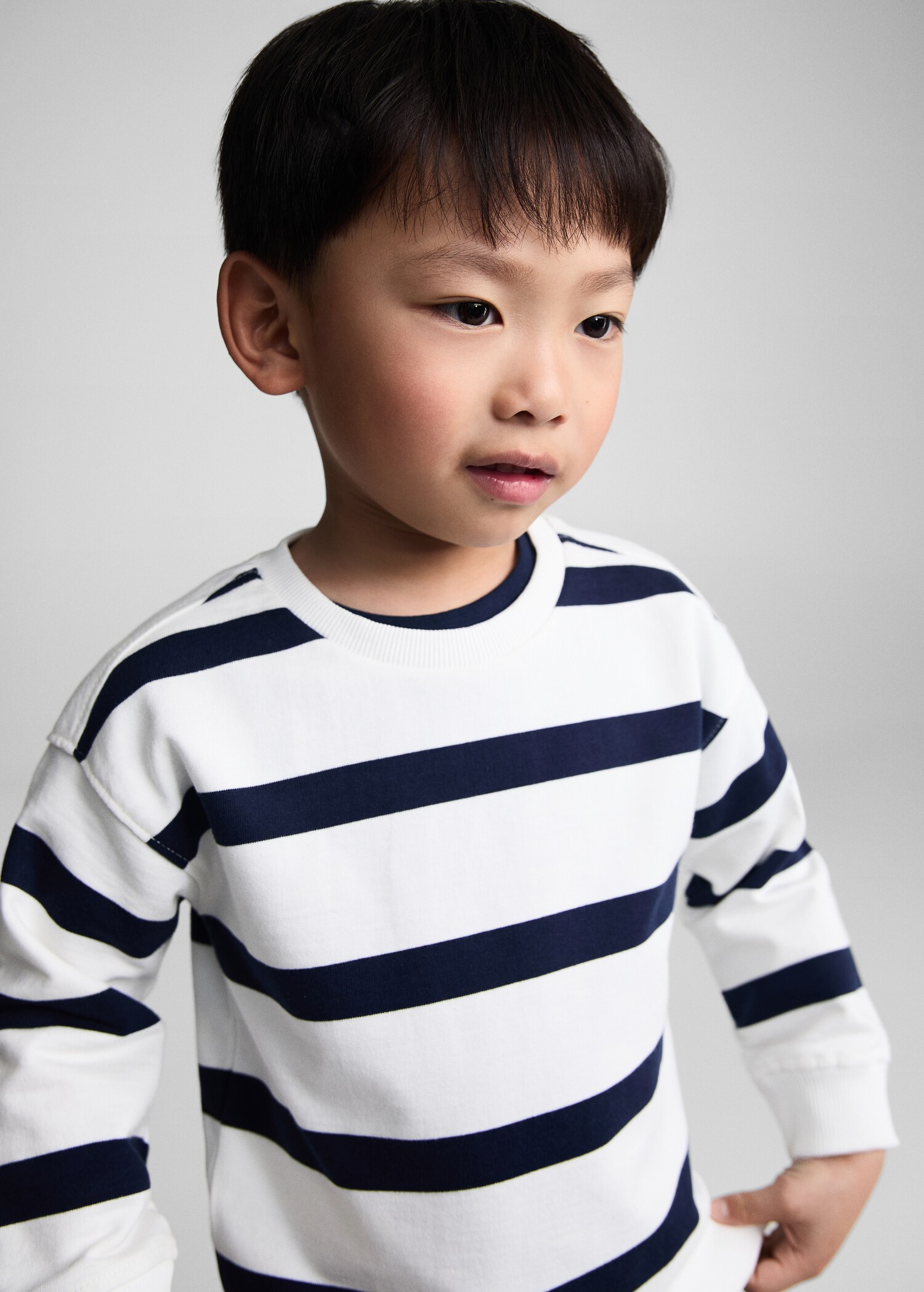 Striped print sweatshirt - Details of the article 1