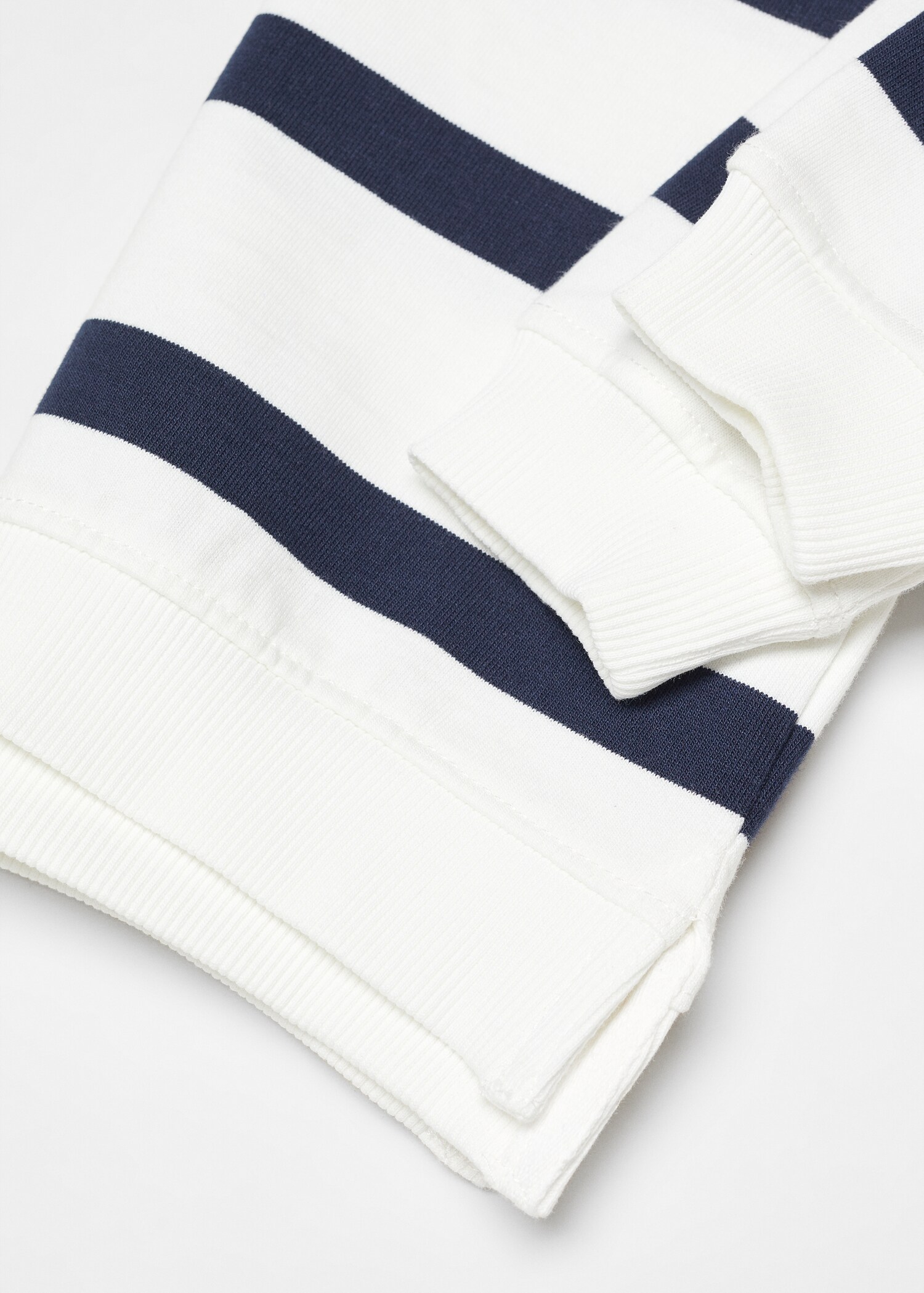 Striped print sweatshirt - Details of the article 8