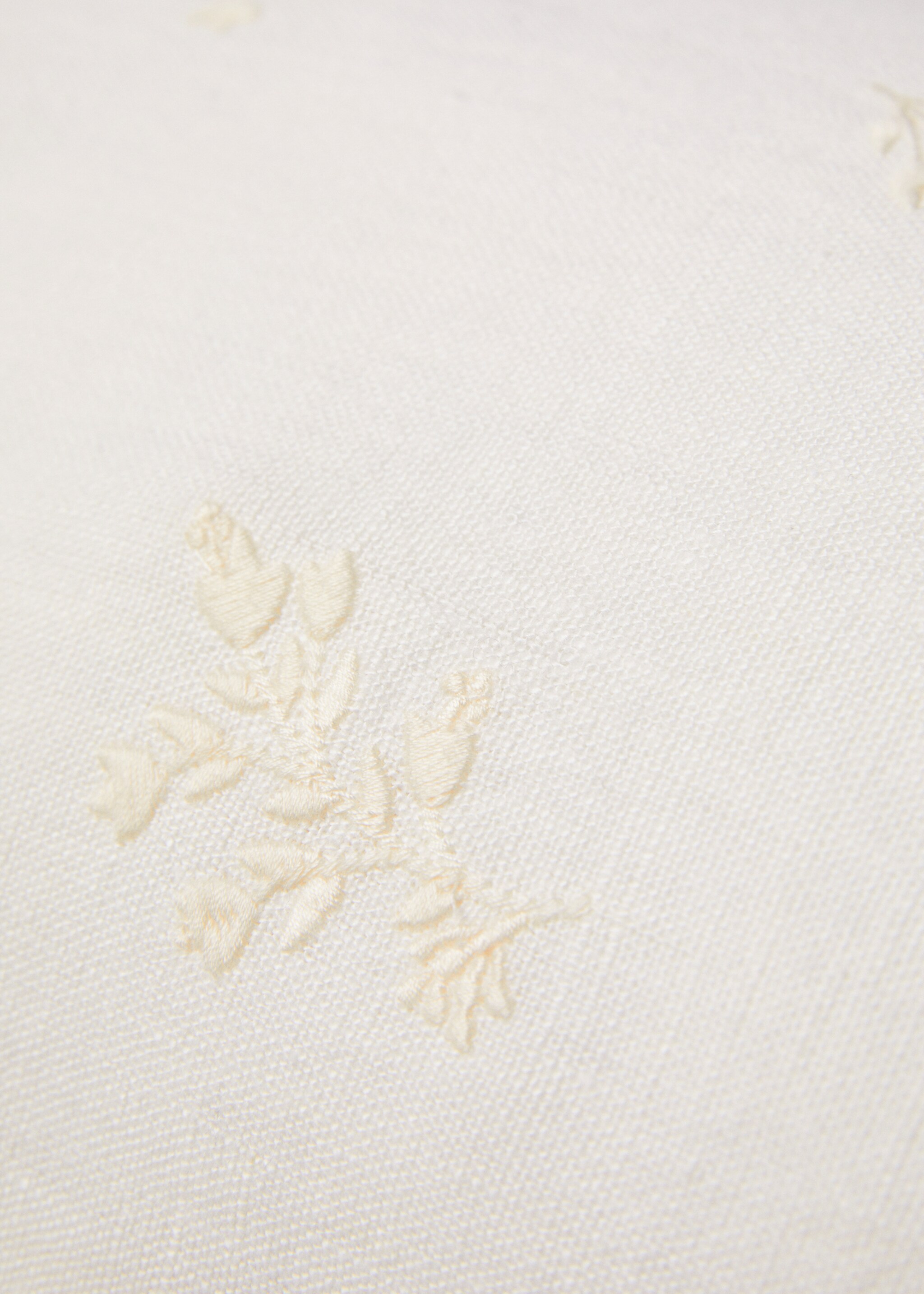 Kuddfodral 100% linne broderade blommor 35x90 cm - Detaljer om artikeln 3, Benvit. Ref: 67056014-00.