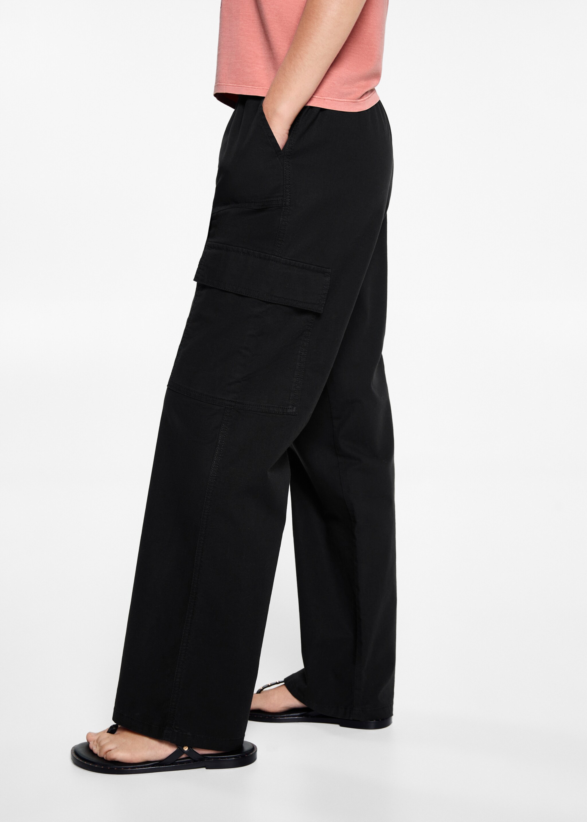 Flowy cargo trousers - Details of the article 6