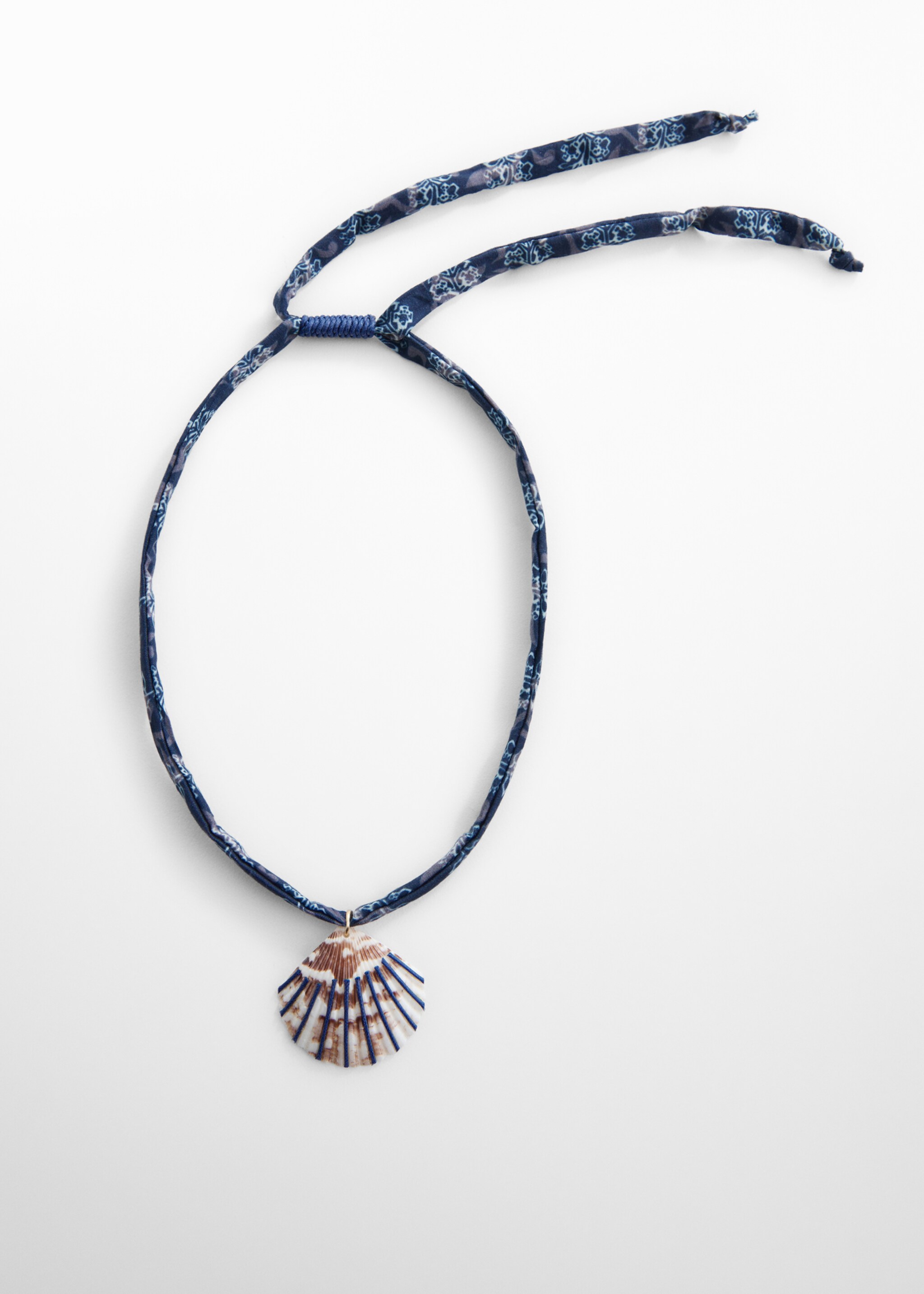 Shell necklace - Article without model, Dark Navy. Ref: 67056048-00.