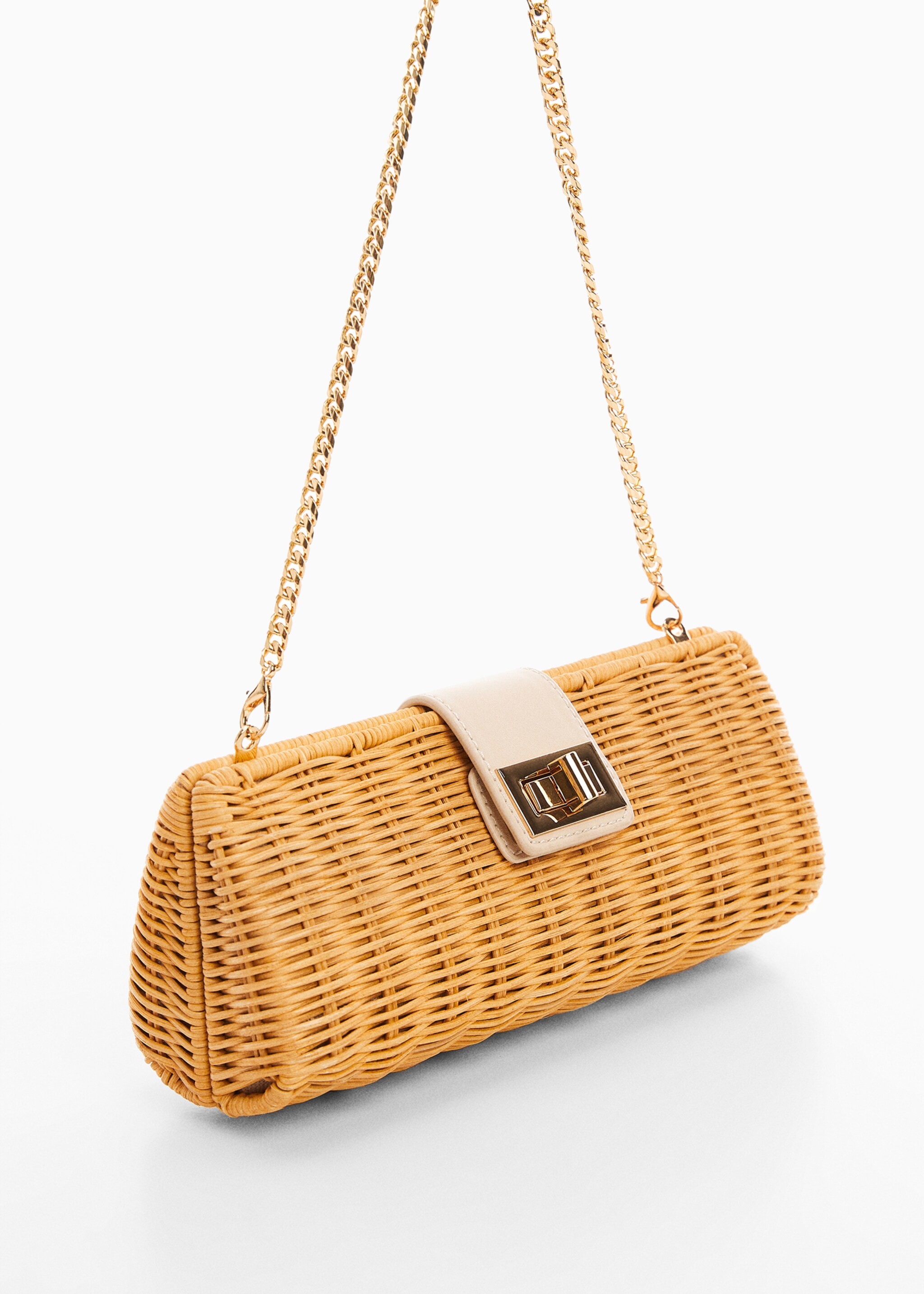 Sac pochette rotin - Plan moyen