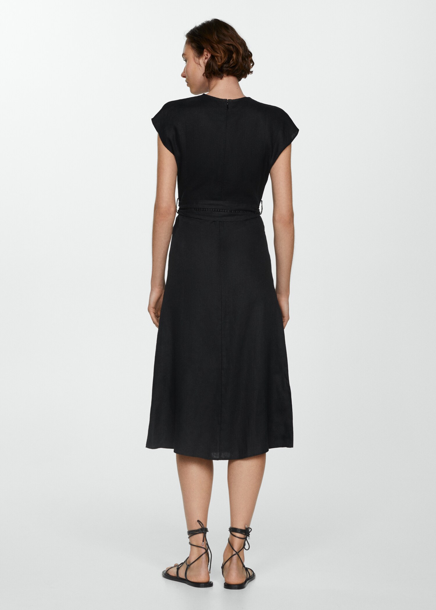 100% linen dress with bow - Reverse of the article