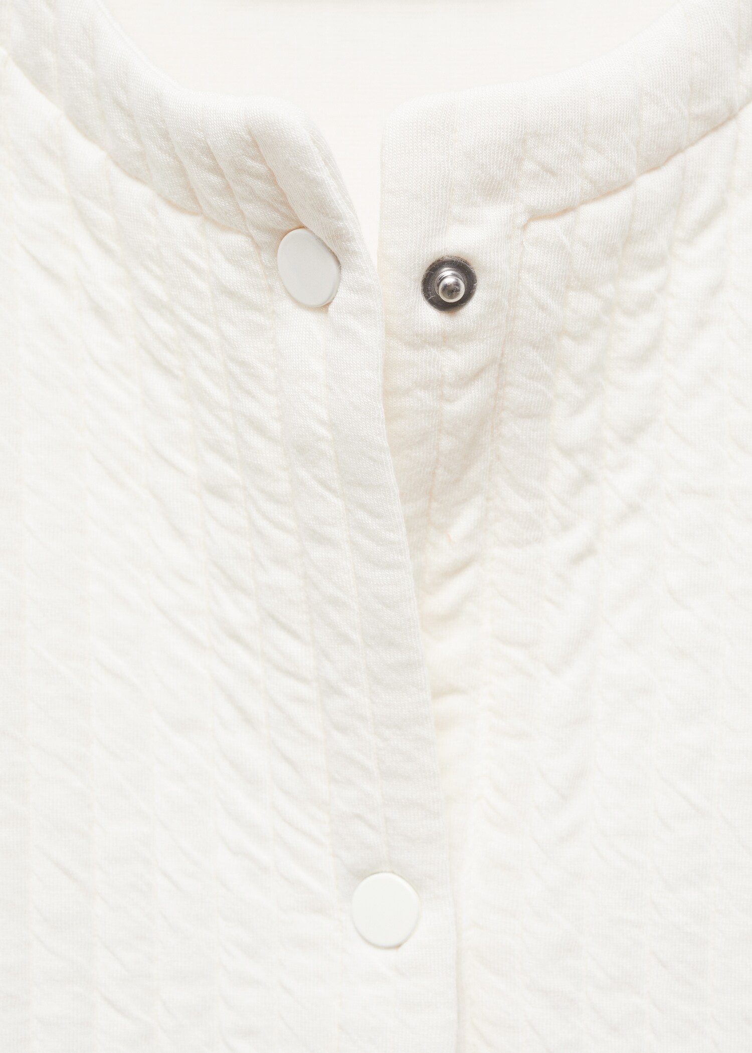 Pocket textured jacket - Details of the article 8