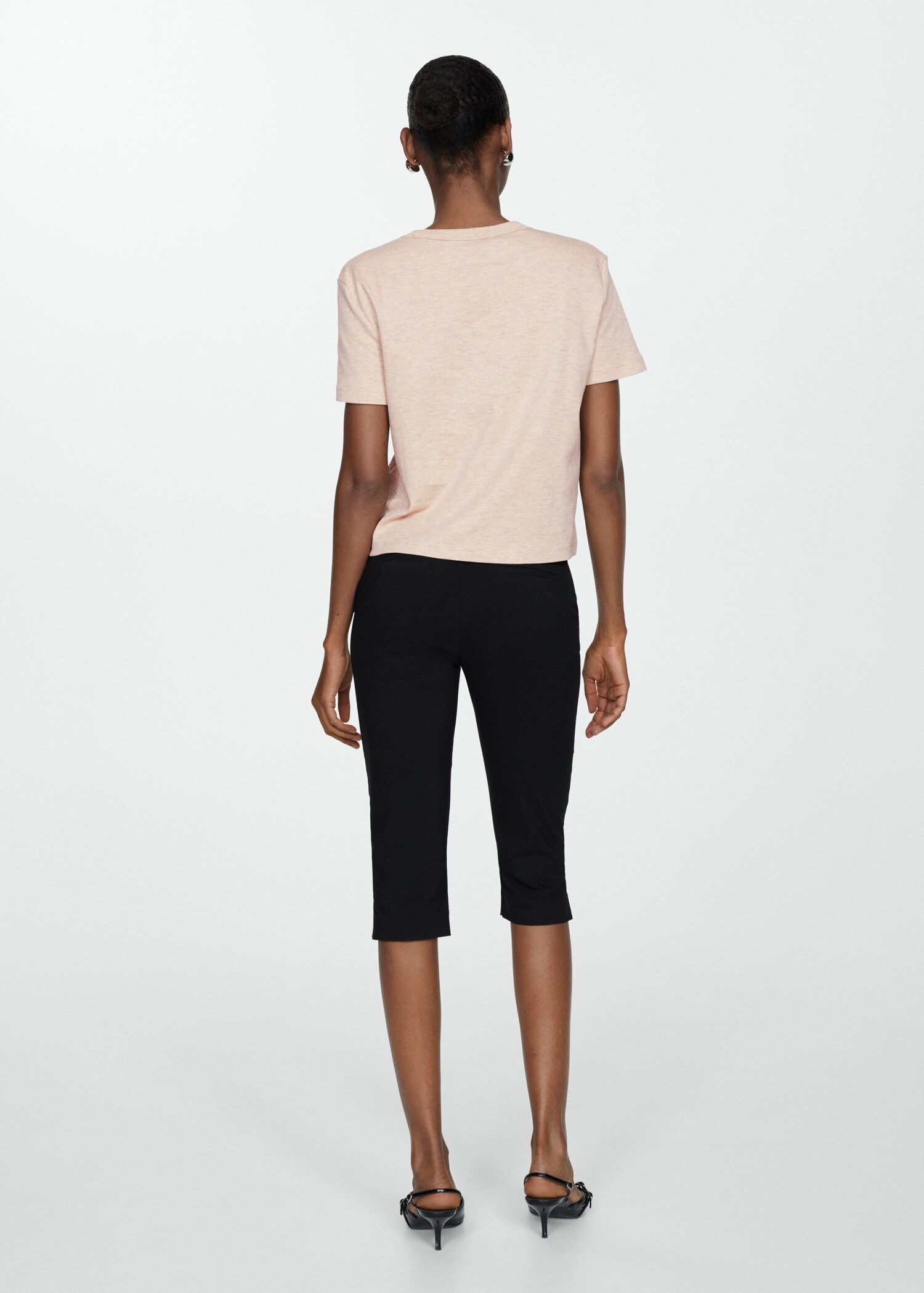 Short-sleeved cotton t-shirt - Reverse of the article