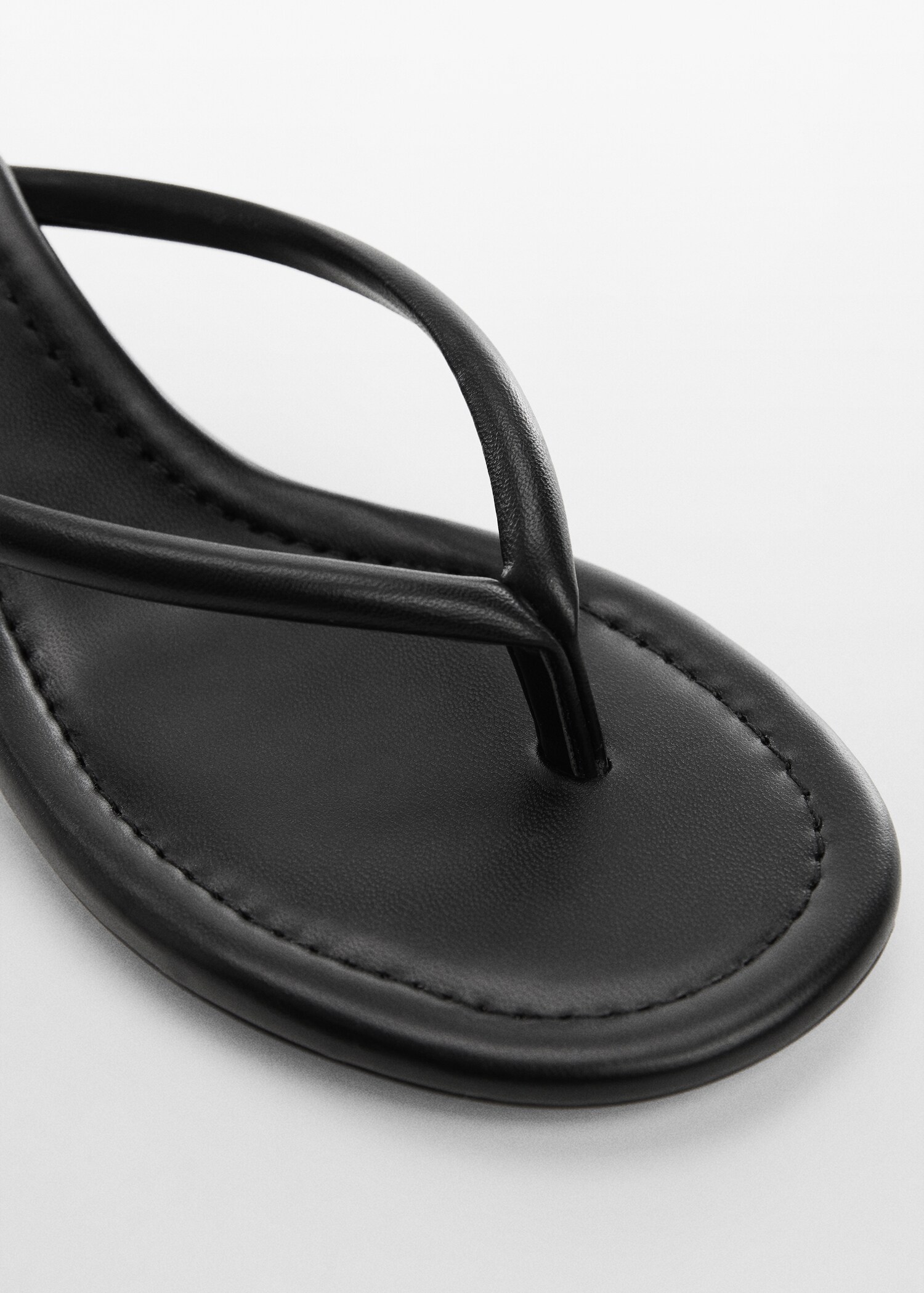 Kitten heel sandals - Details of the article 2