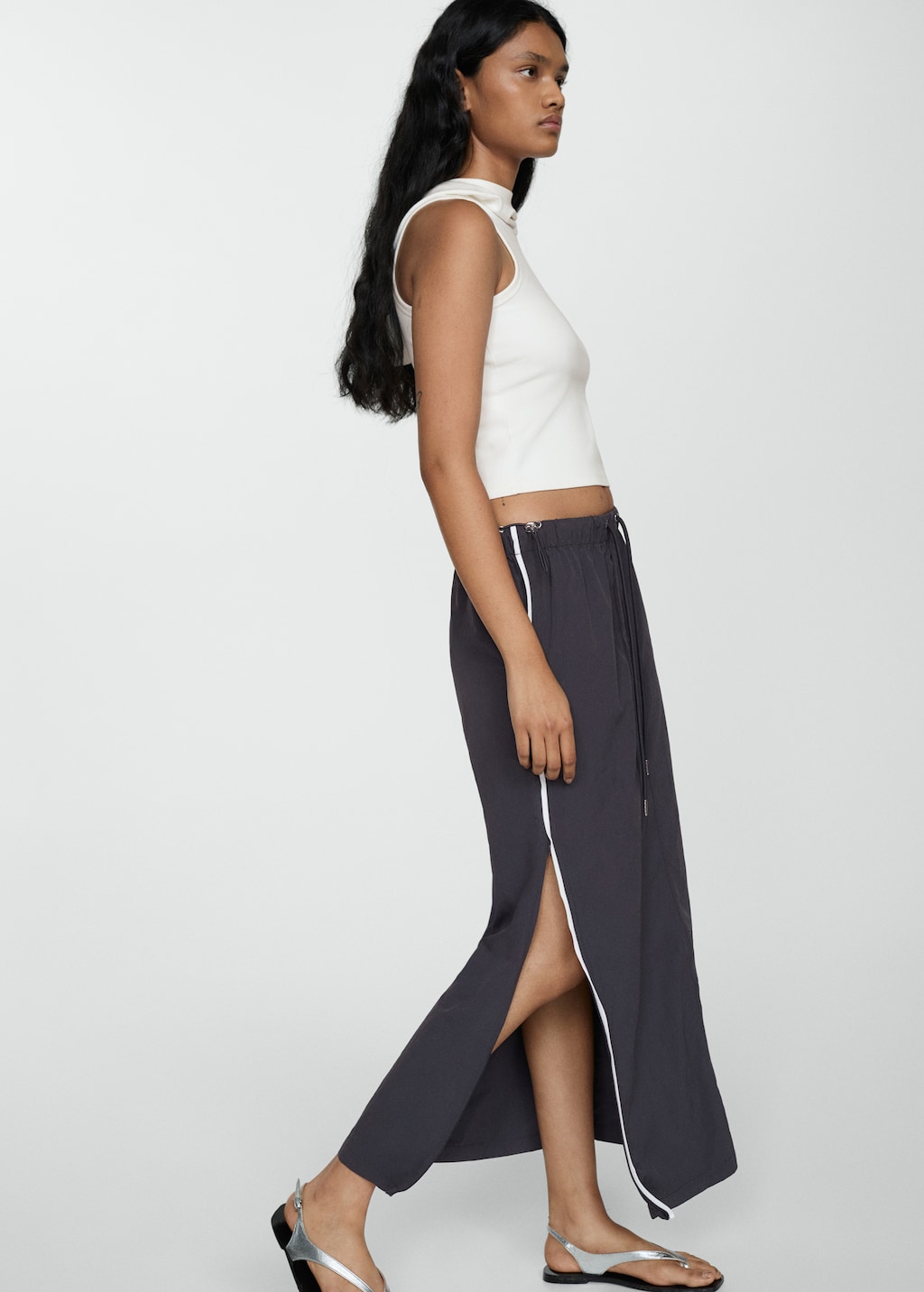 Parachute skirt with side zip - Women | MANGO OUTLET Netherlands