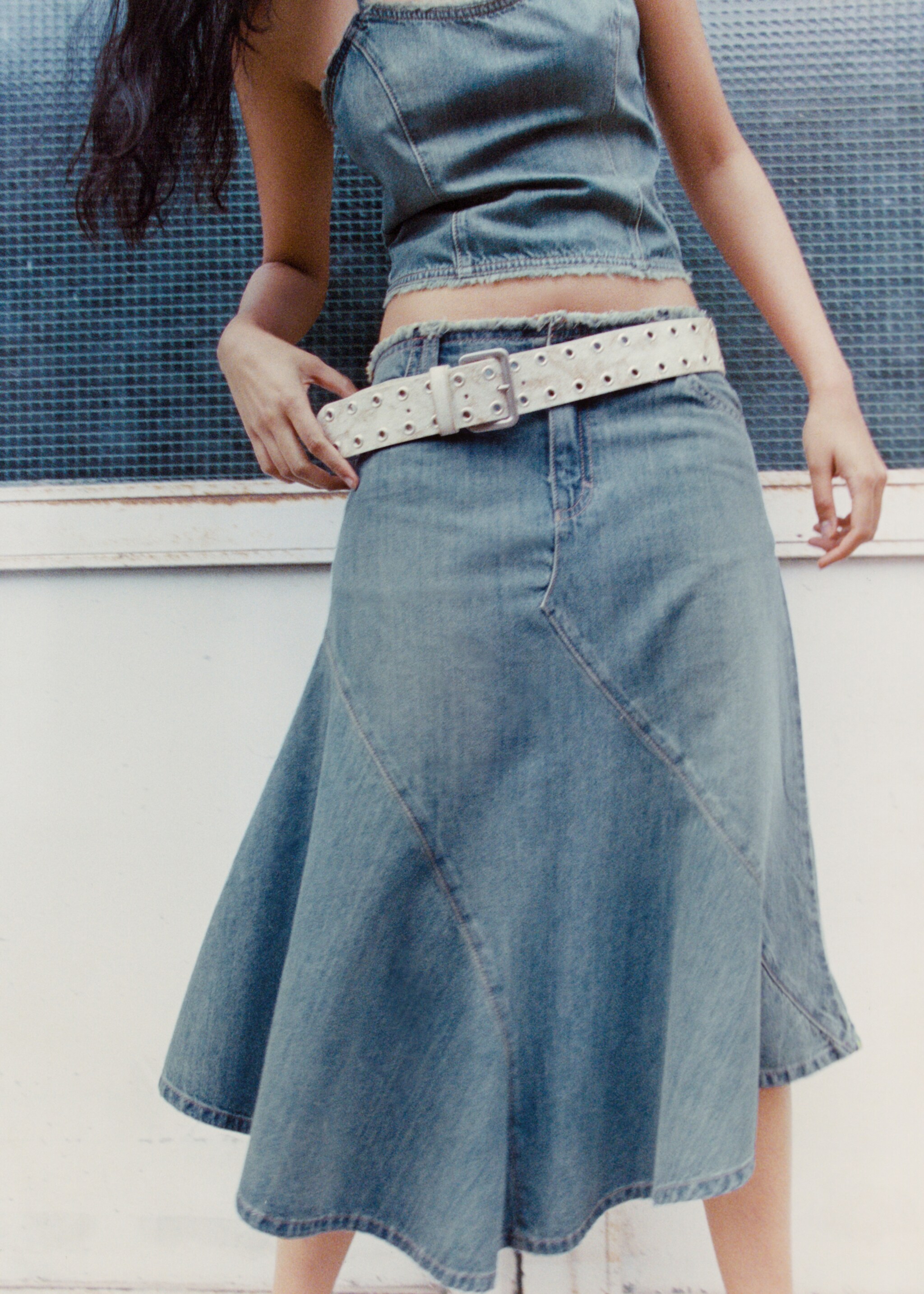 Asymmetrical frayed denim skirt - Details of the article 6, Blue. Ref: 67057921-00.