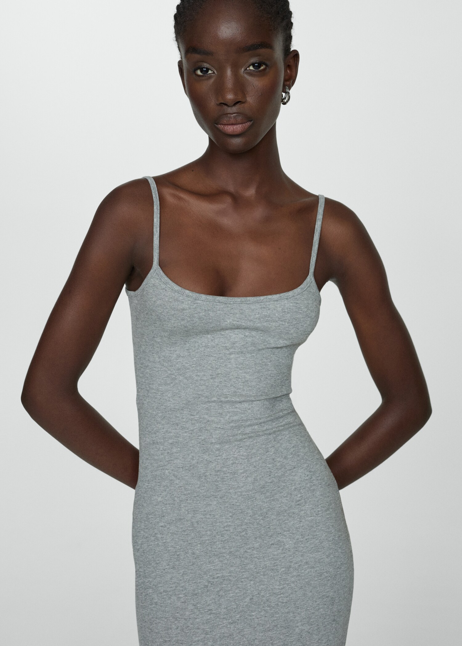 Robe bretelles maille - Plan moyen