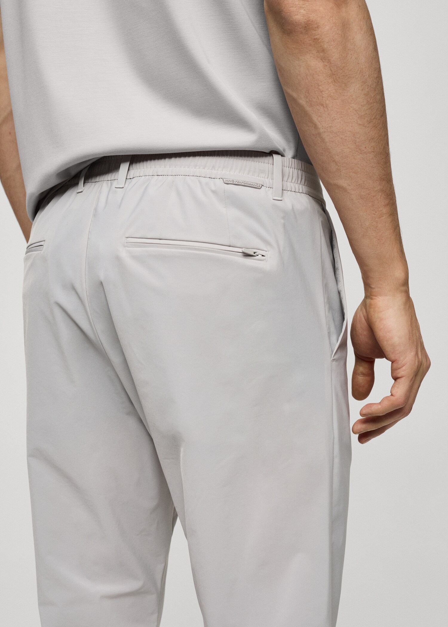 Wasserabweisende Hose mit Kordel - Detail des Artikels 6