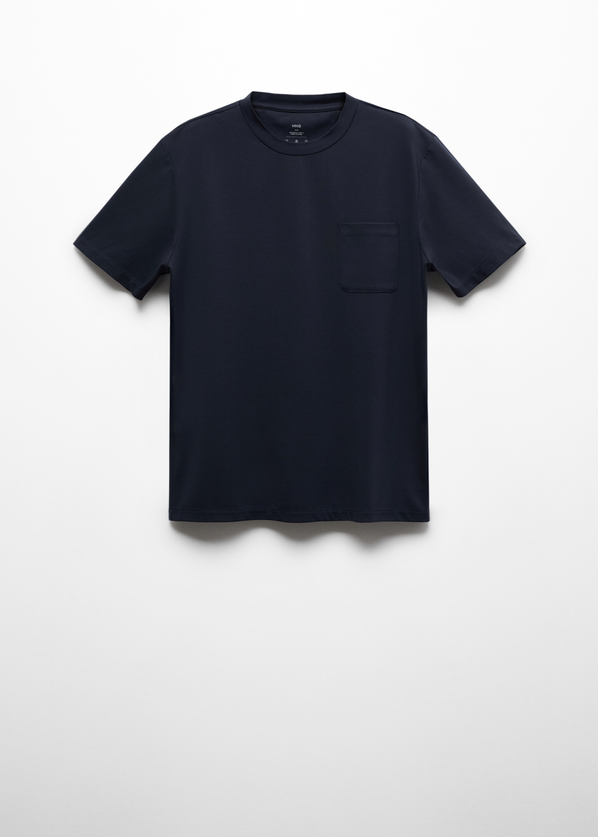 Slim fit t-shirt with pocket - Article without model