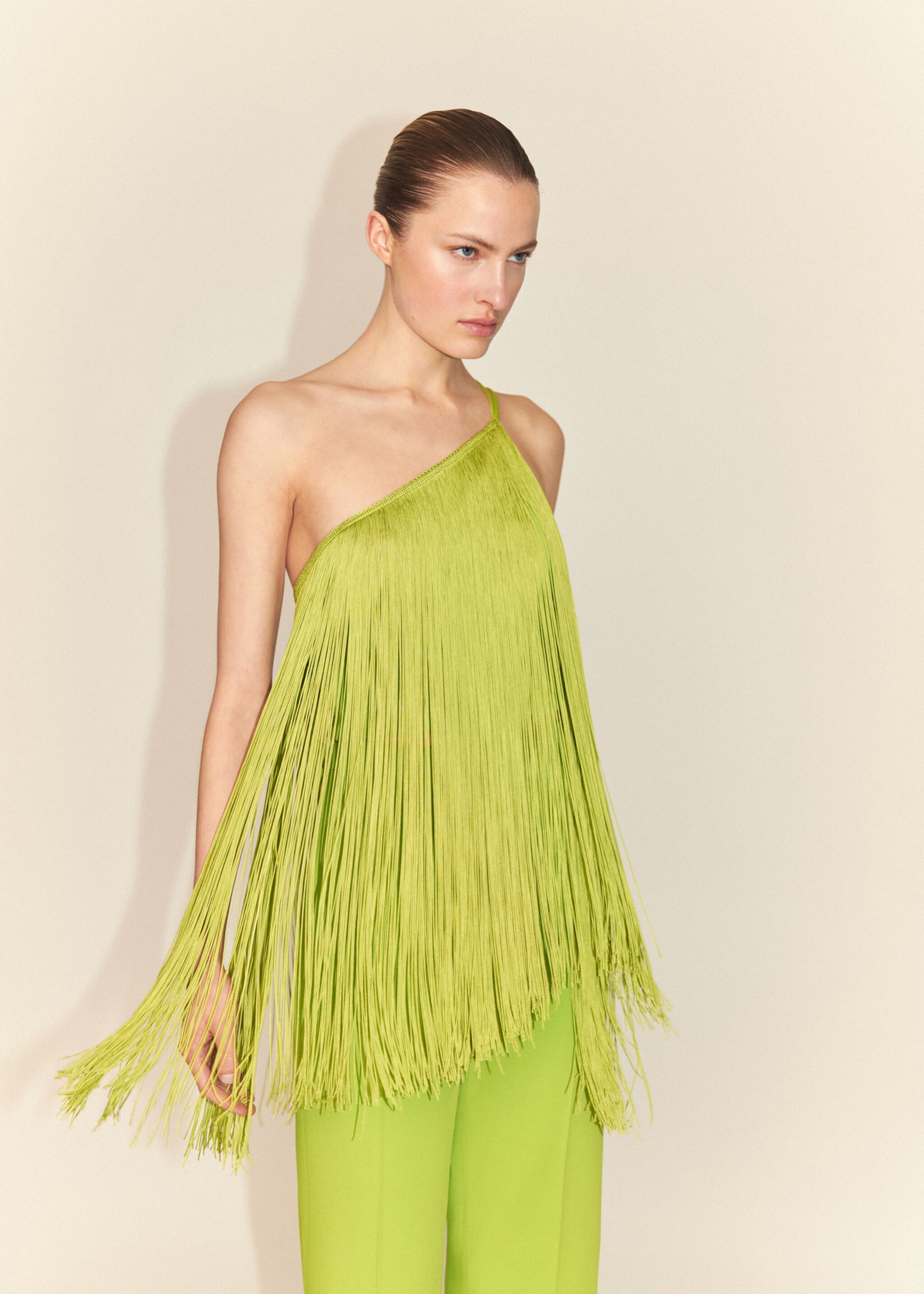 Asymmetrical fringed top - Medium plane