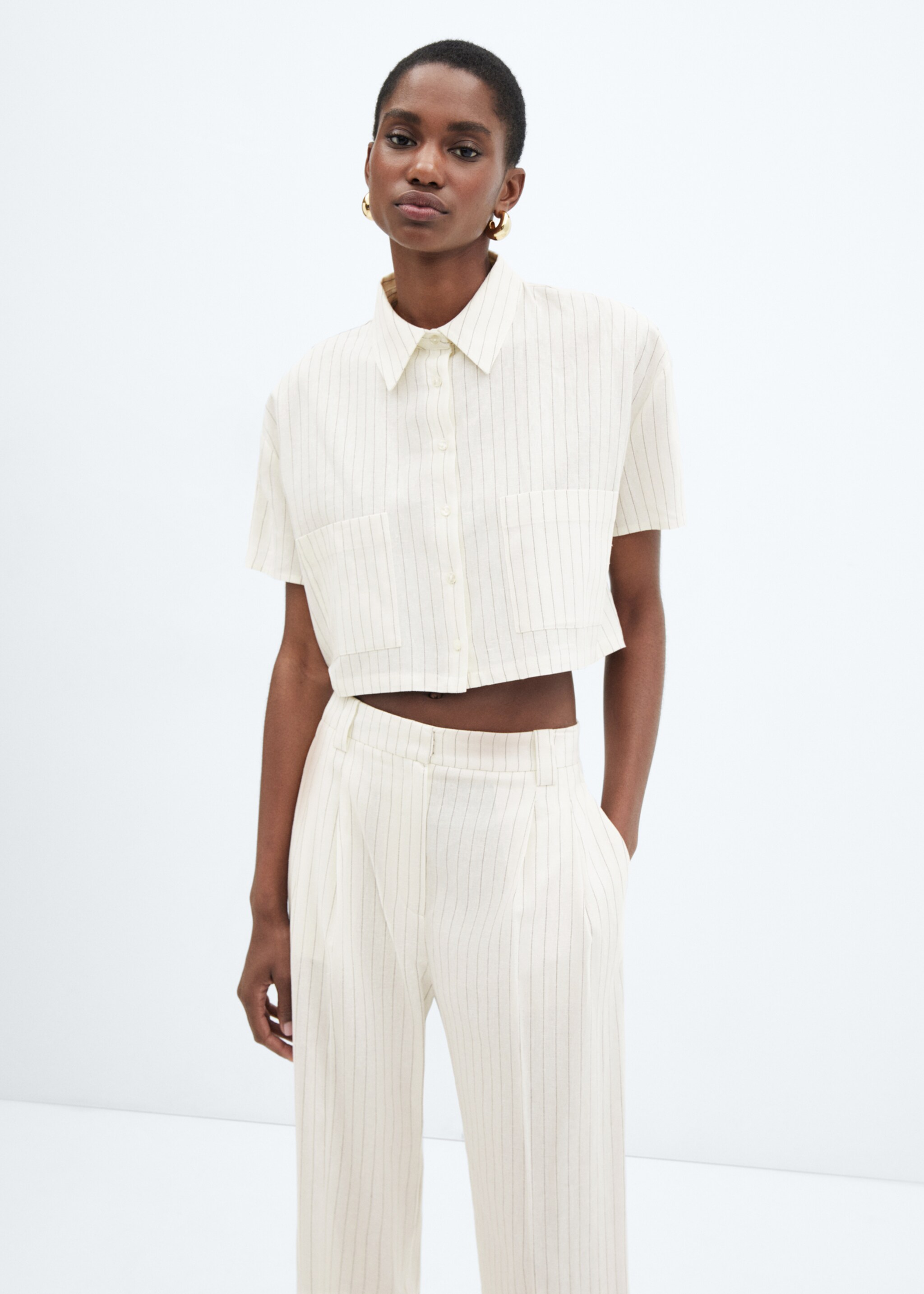 Pleated linen trousers - Details of the article 1, White. Ref: 67060435-00.