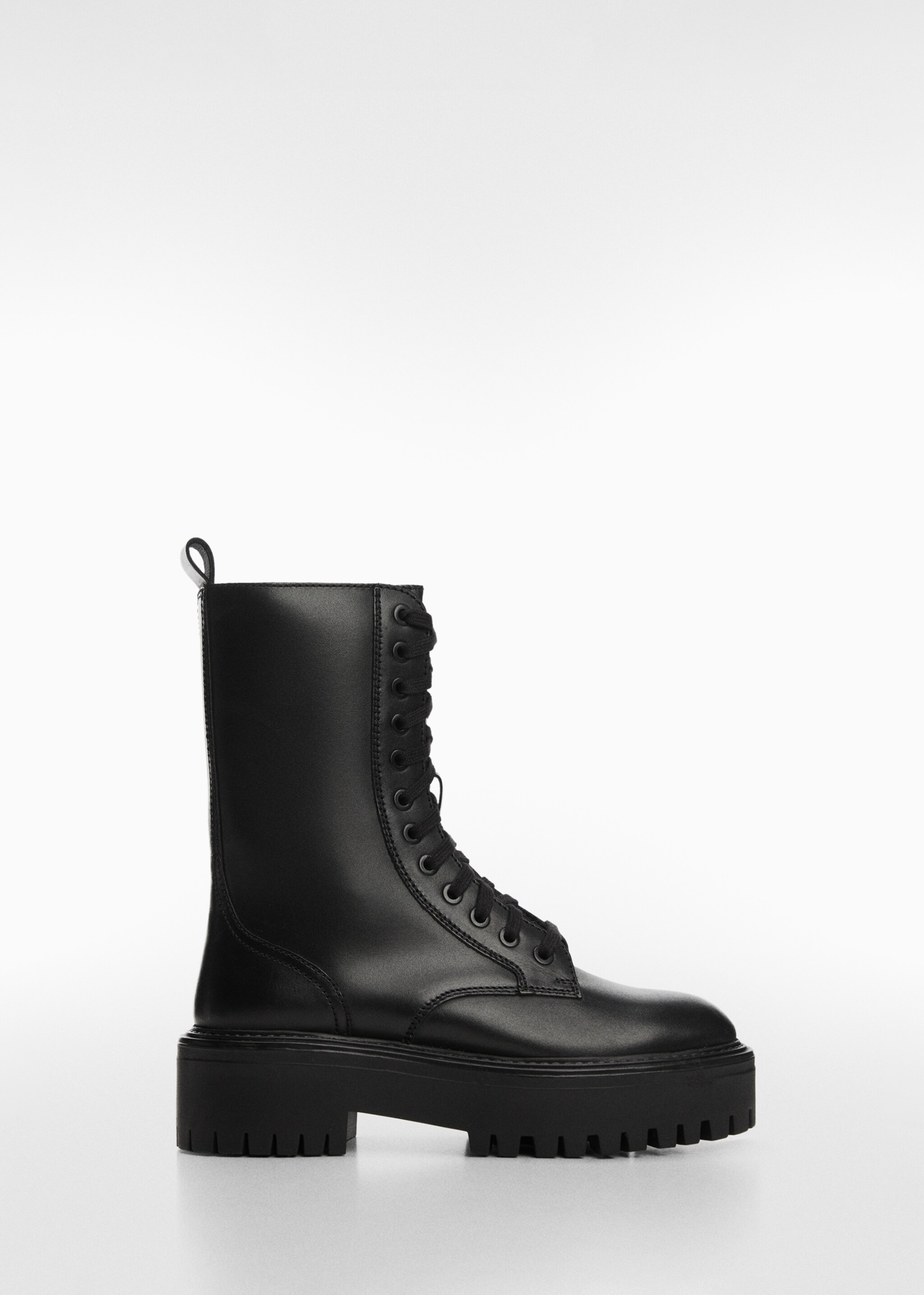 Leather boot with laces and track sole - Article without model