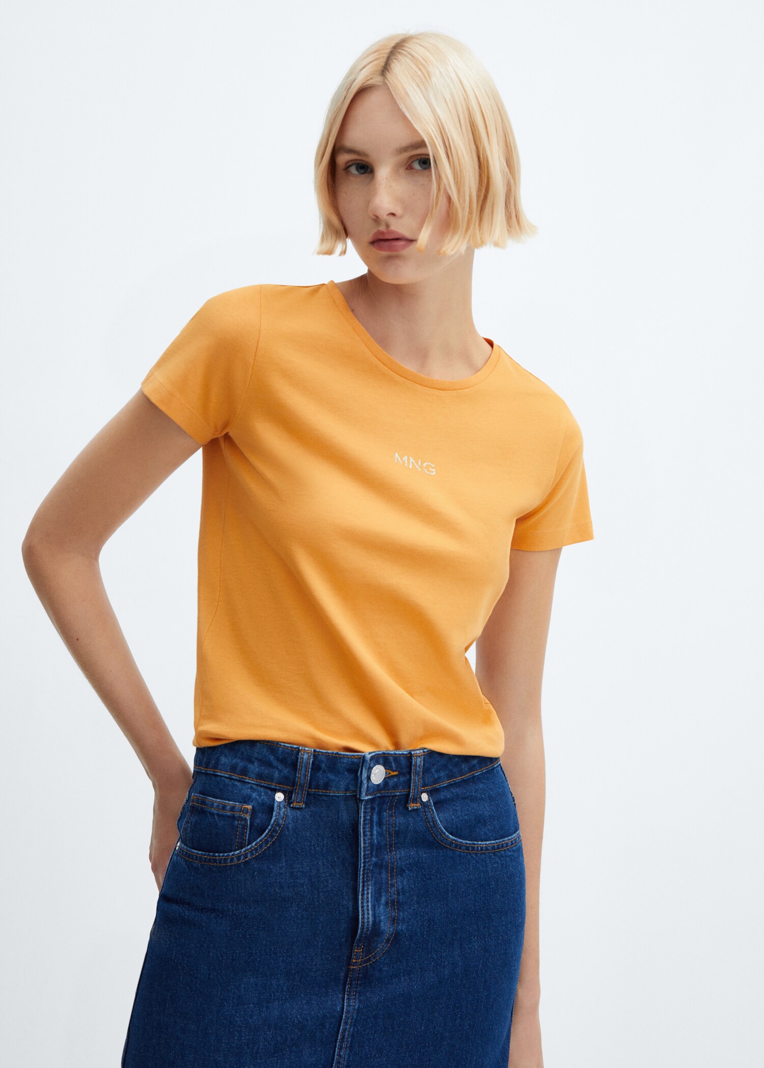 T-shirt logo métallisé - Plan moyen