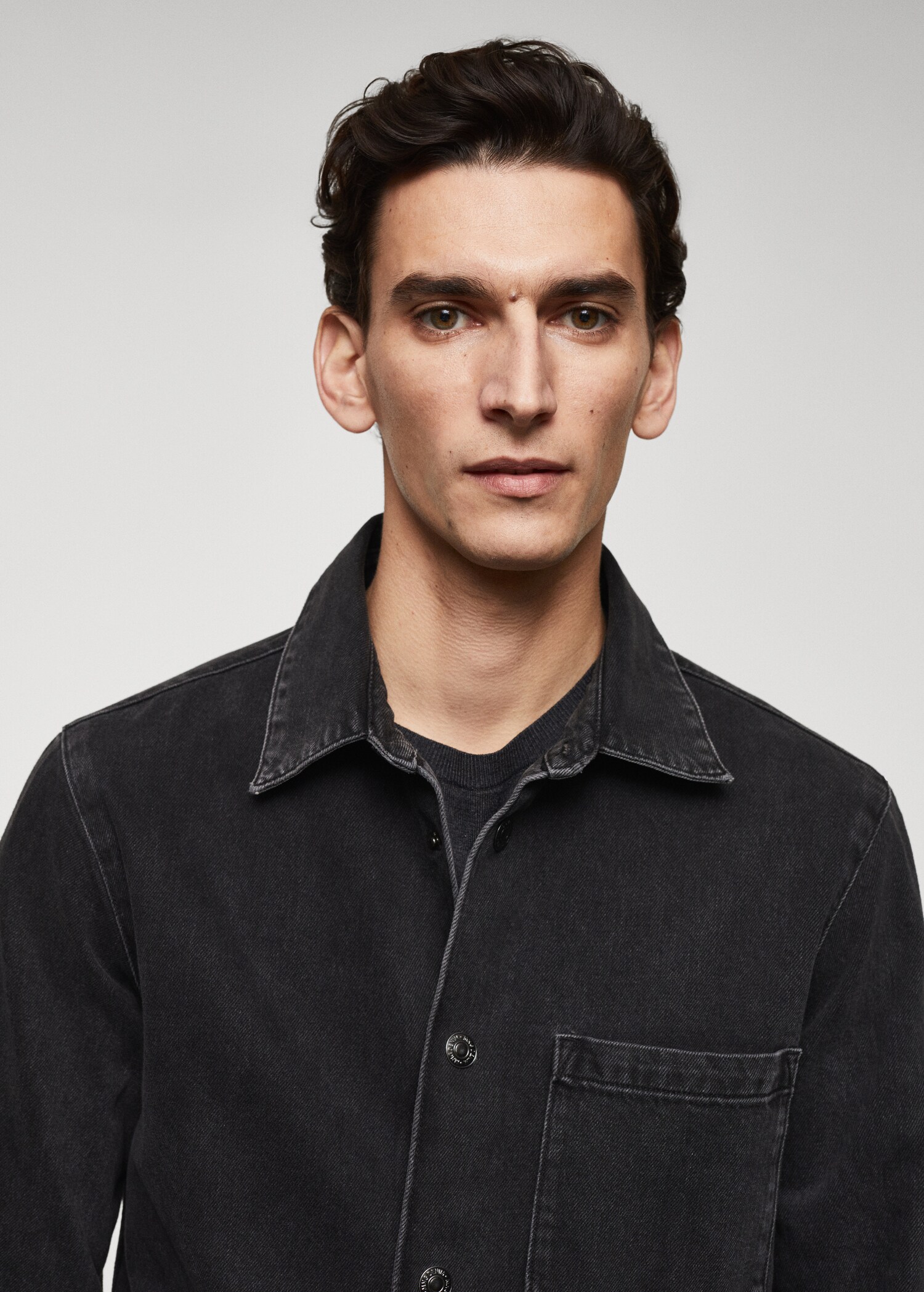 Pocket denim overshirt - Details of the article 1