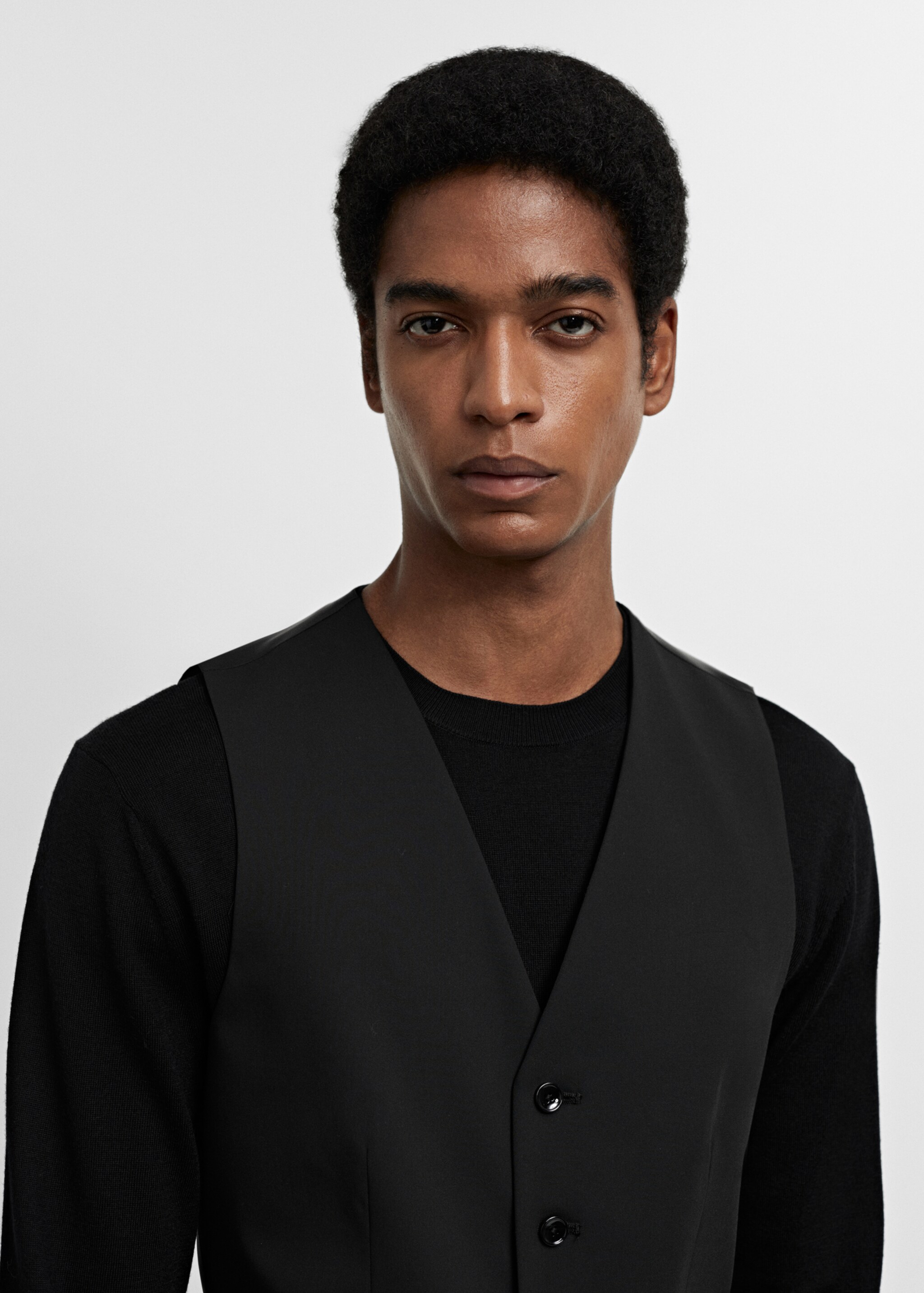 Super slim-fit stretch-fabric suit vest - Details of the article 1, Black. Ref: 67060621-00.