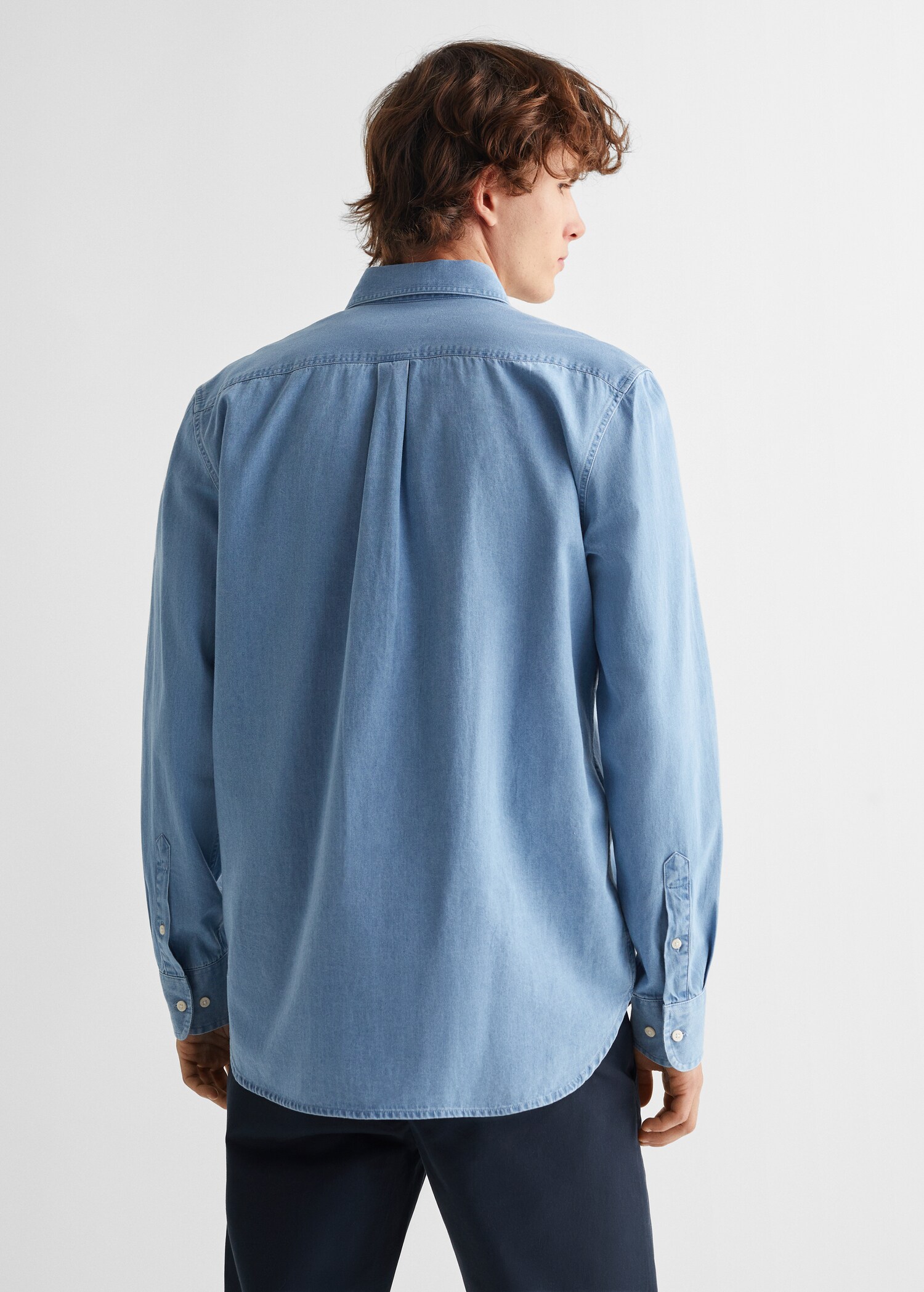 Camisa regular fit denim - Reverso del artículo