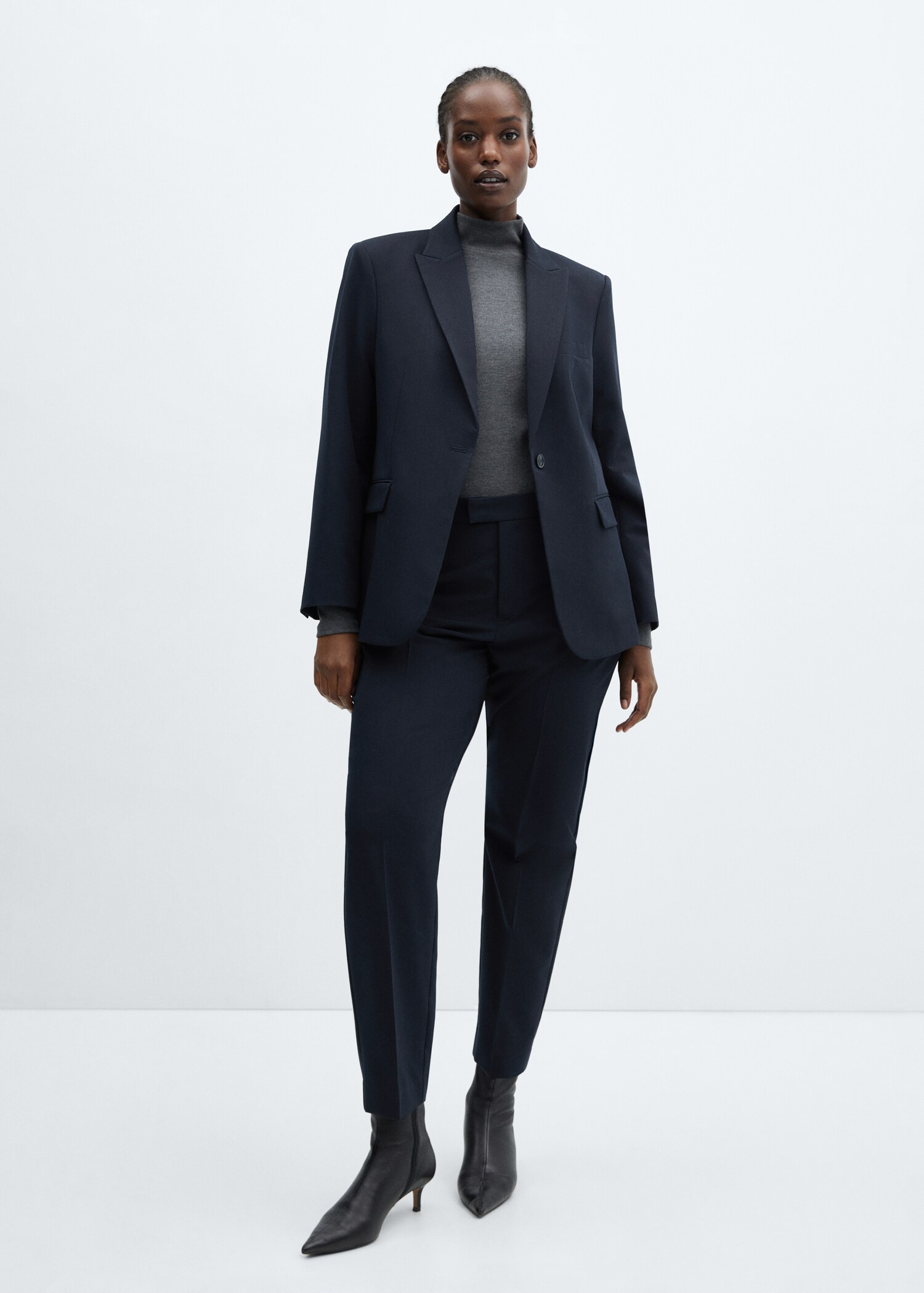 Straight suit trousers - Details of the article 3