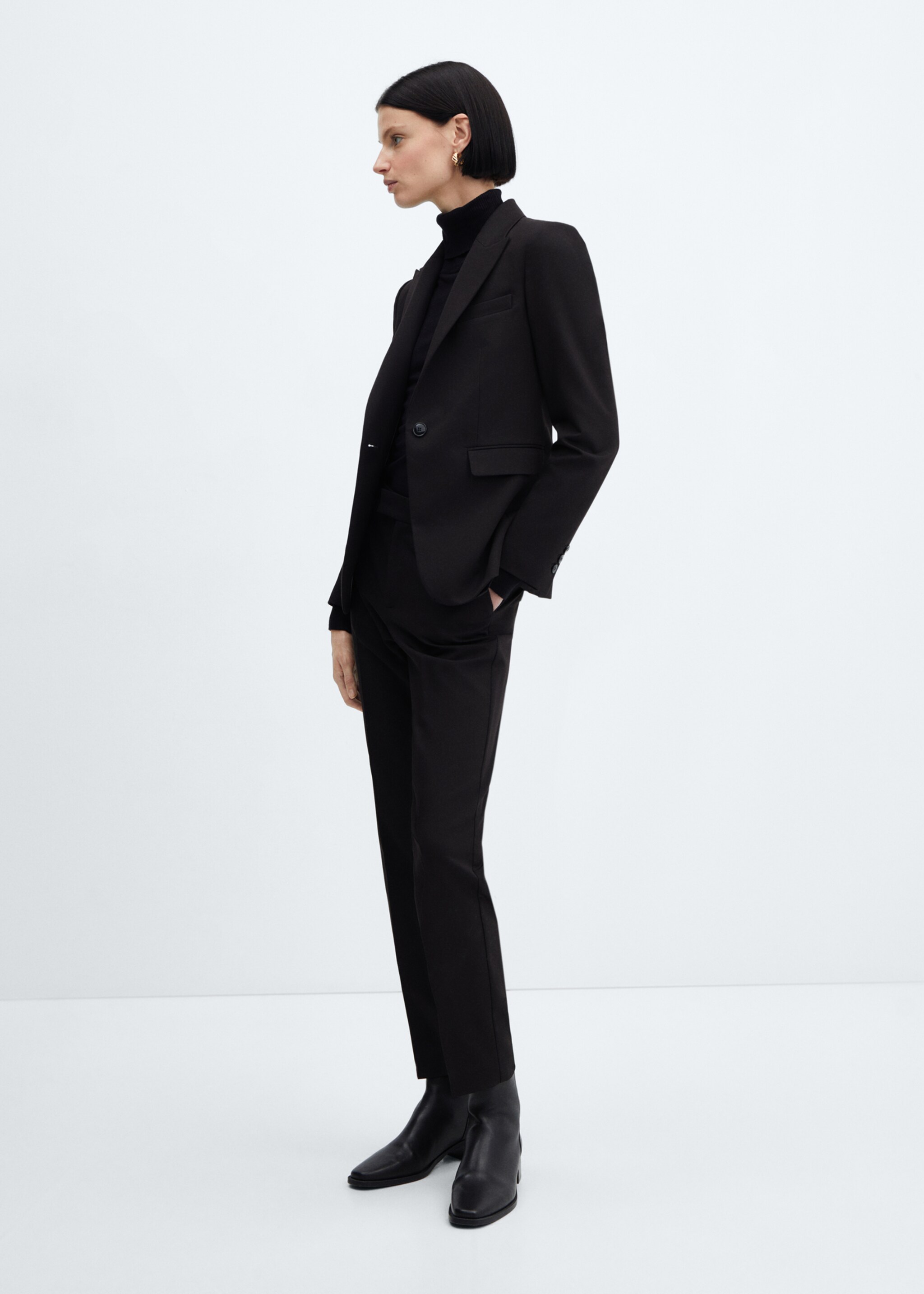 Straight suit trousers - Details of the article 2, Black. Ref: 67060666-00.