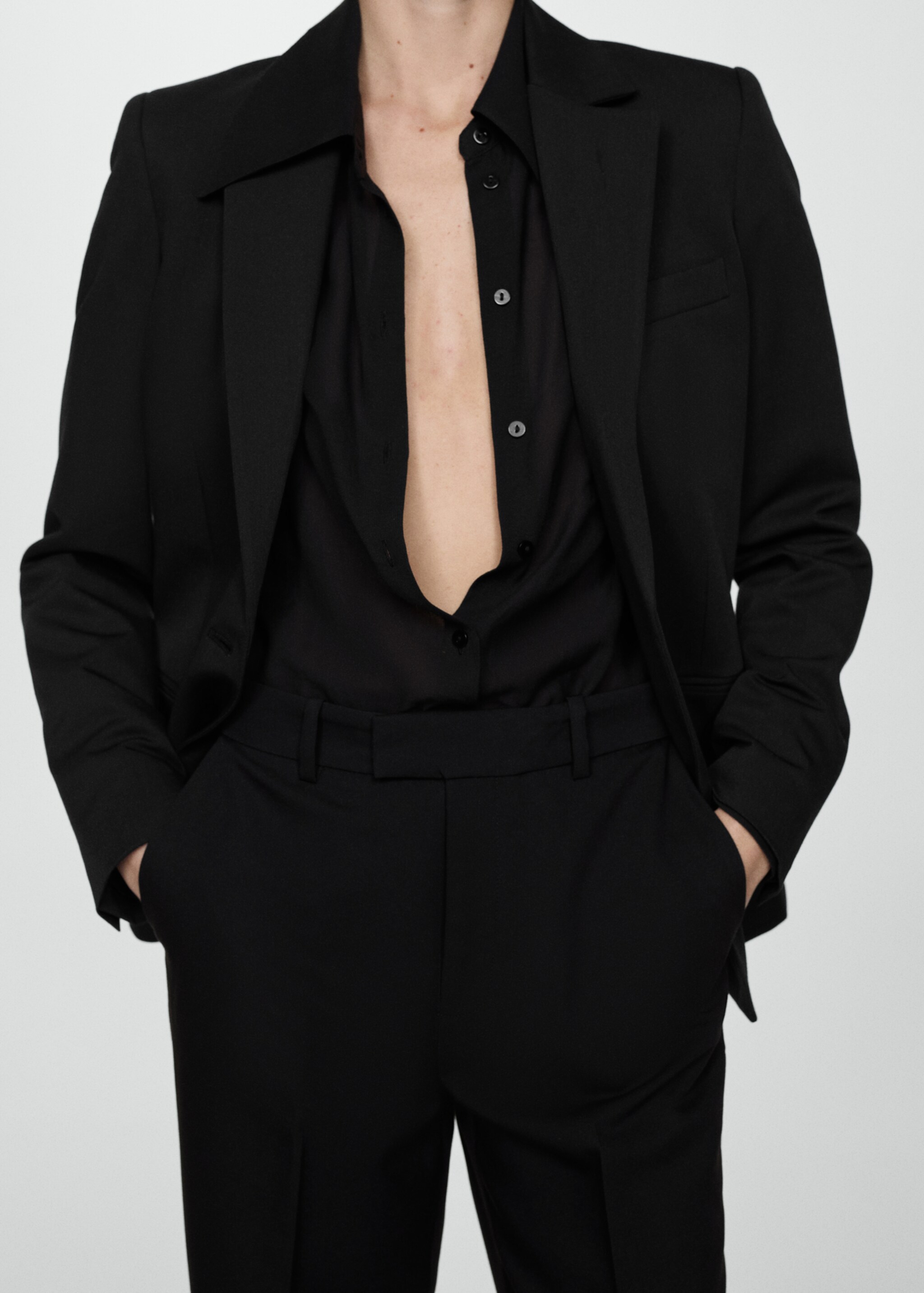 Straight suit trousers - Details of the article 6, Black. Ref: 67060666-00.