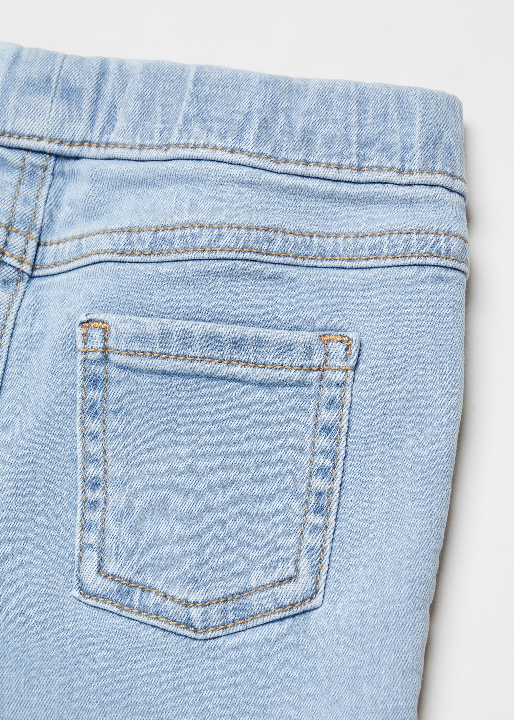Jeans mit Tunnelzug - Detail des Artikels 0, Mittelblau. Ref: 67061009-00.