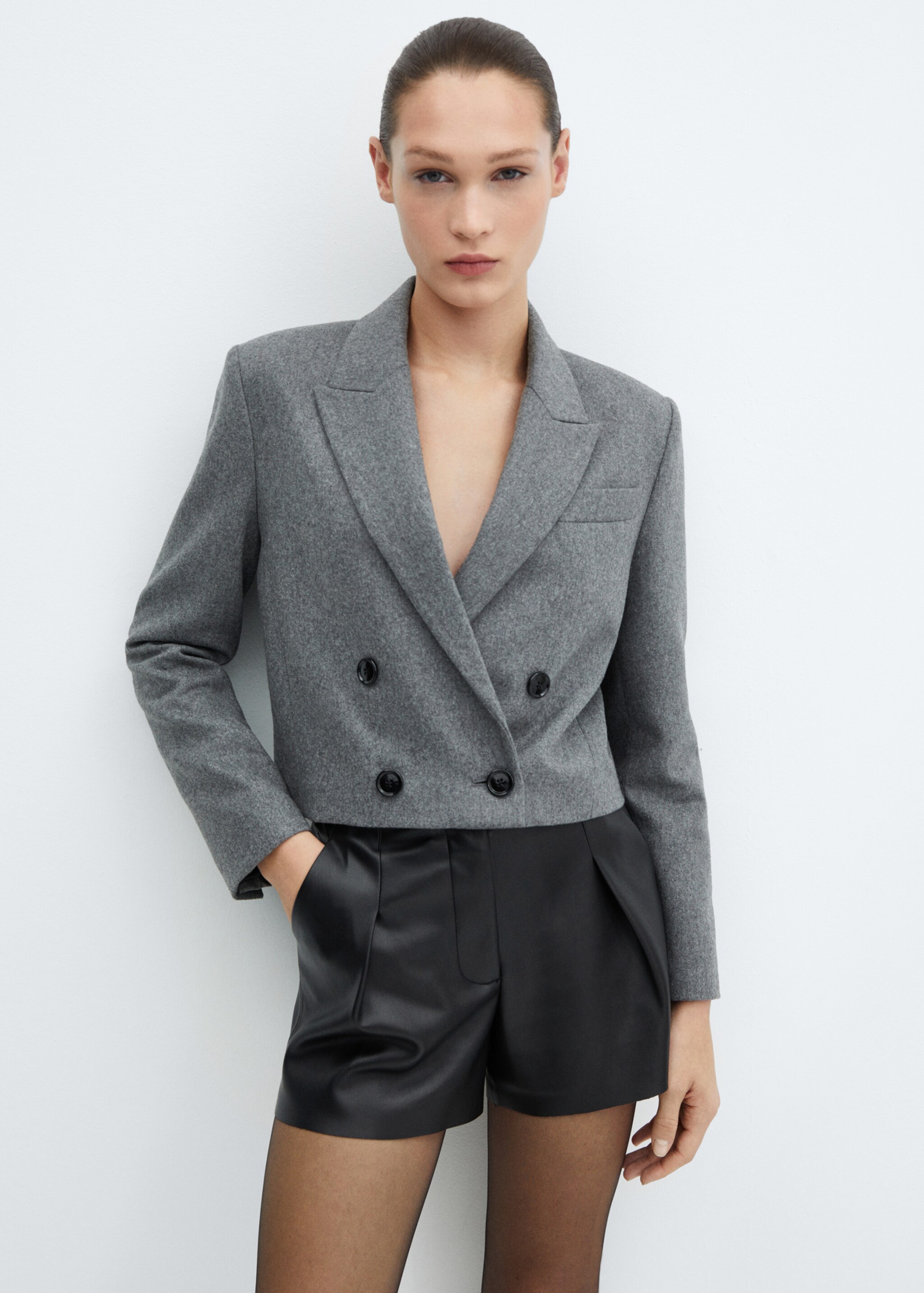 Short pinces simili-cuir - Détail de l'article 1