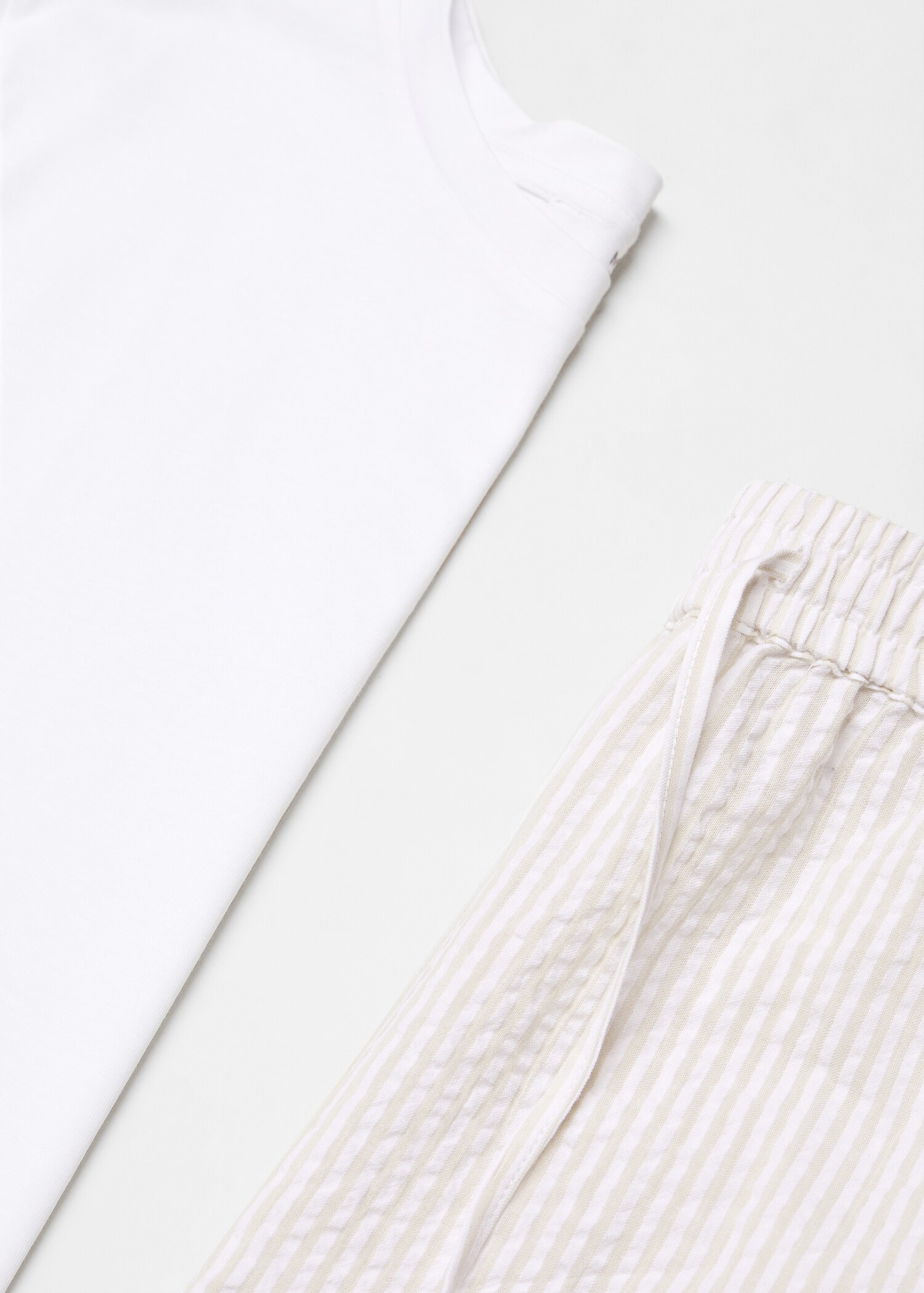 Two-piece striped cotton pyjamas - Details of the article 8