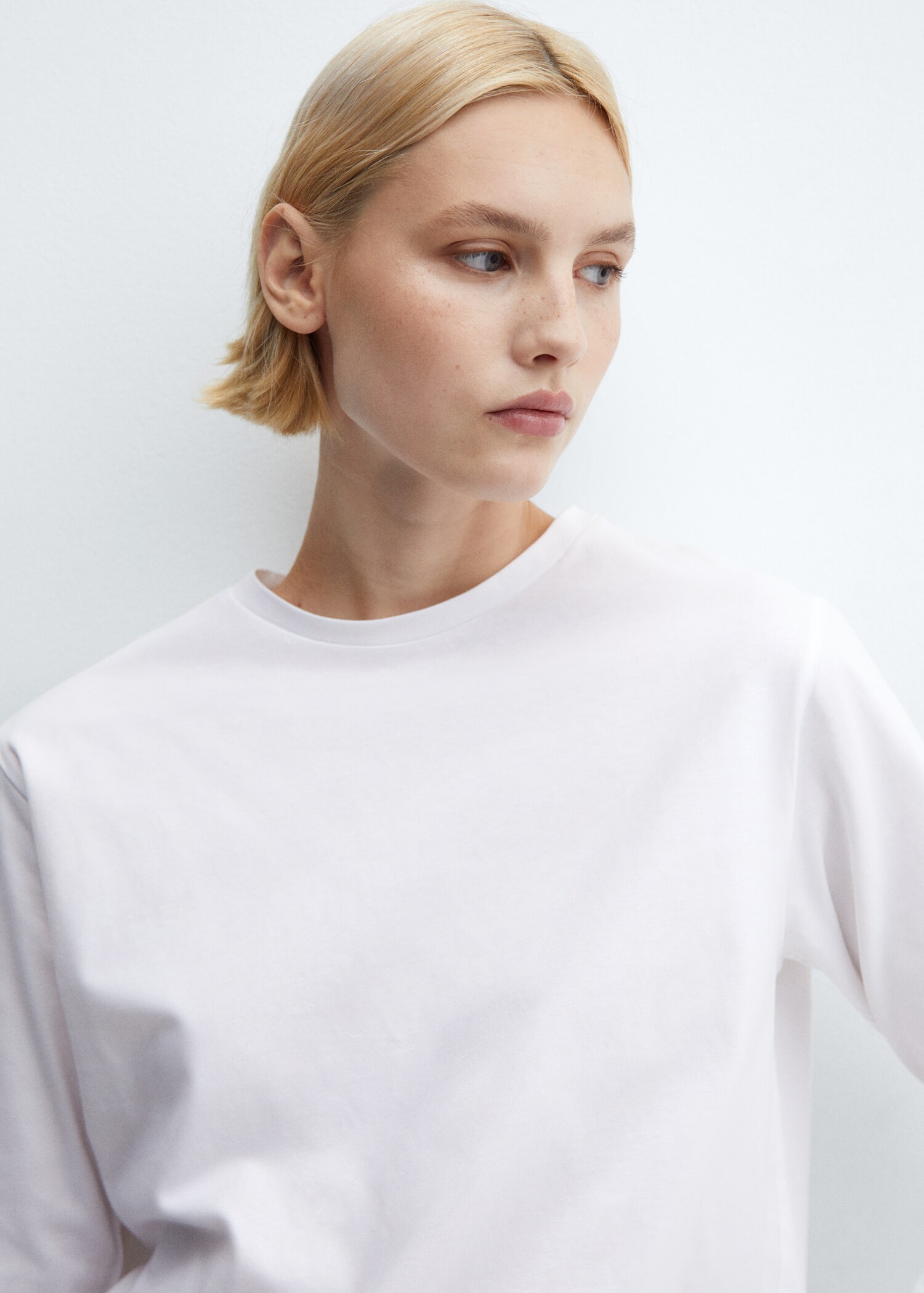 Two-piece striped cotton pyjamas - Details of the article 4