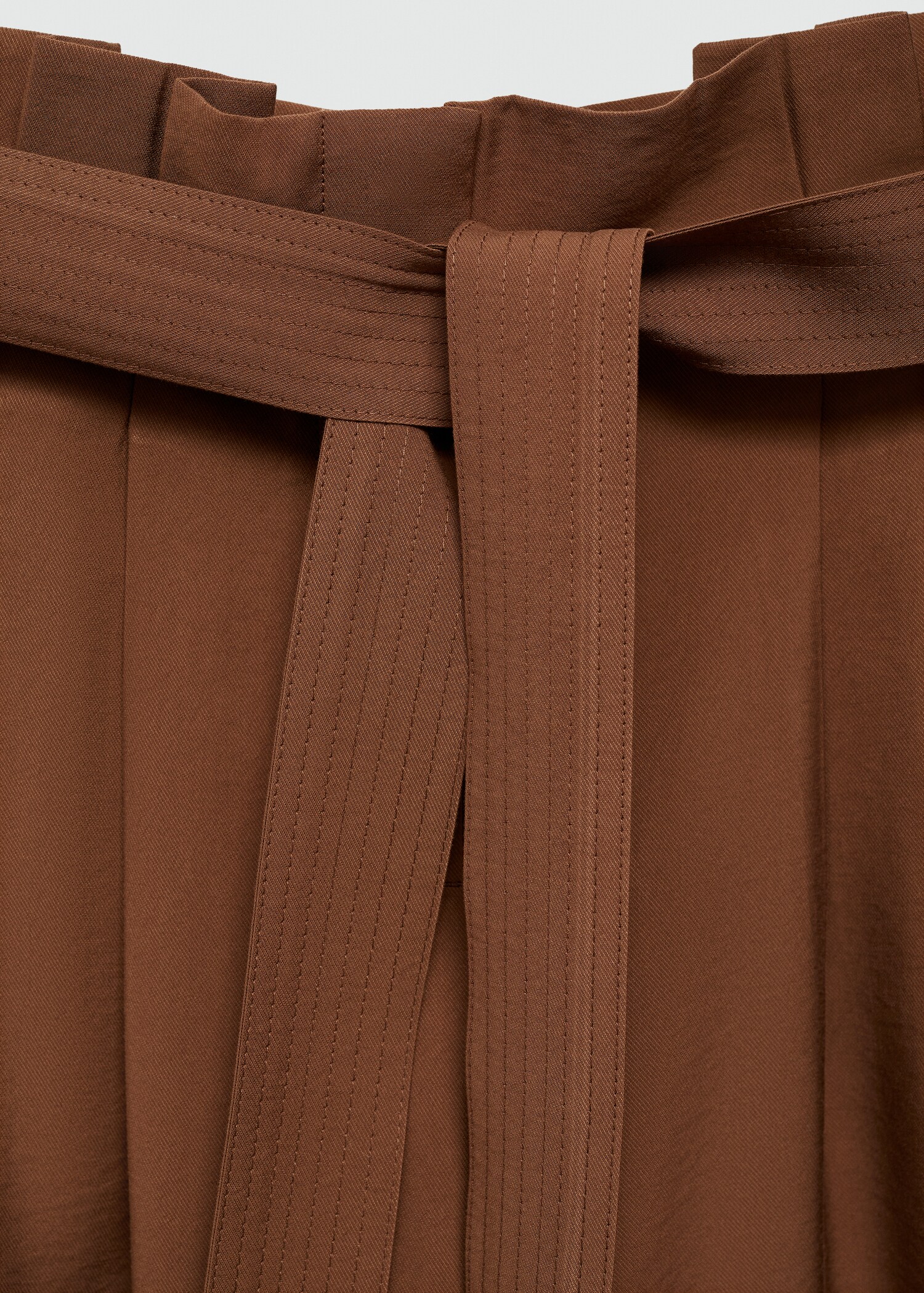 Belt straight-fit trousers - Details of the article 8