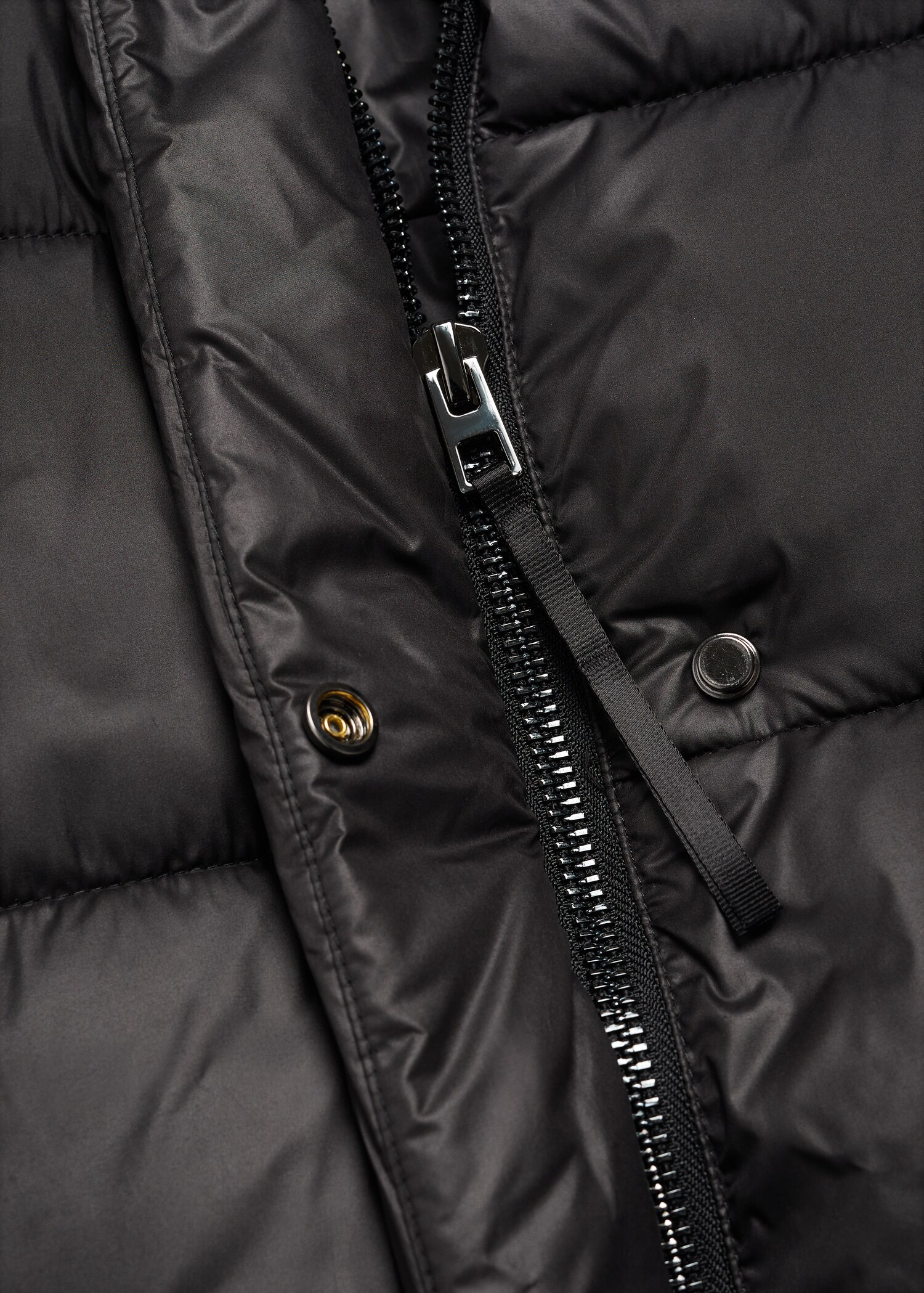 Detachable hood quilted coat - Details of the article 0