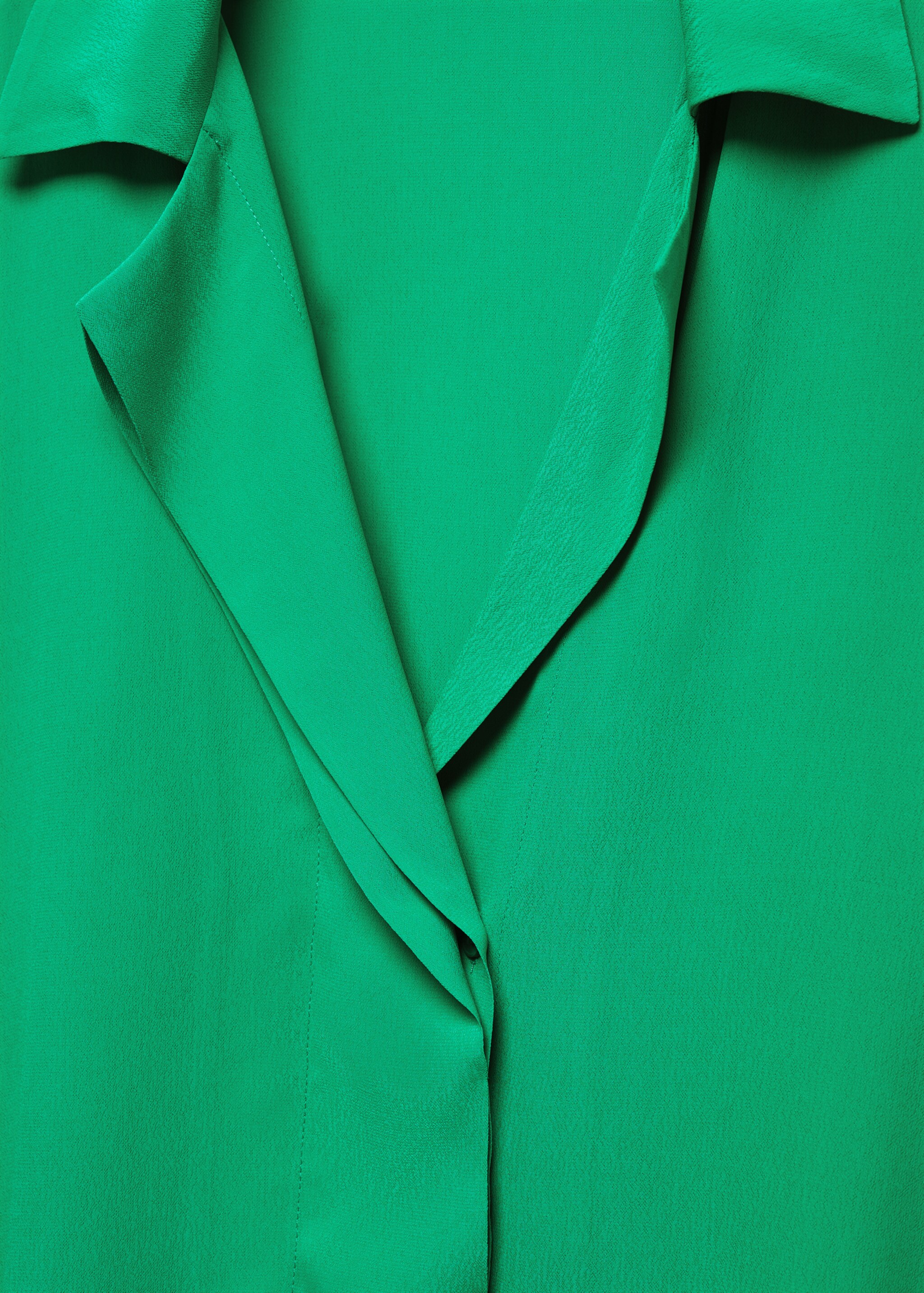 Camp-collar shirt - Details of the article 8, Green. Ref: 67063267-00.