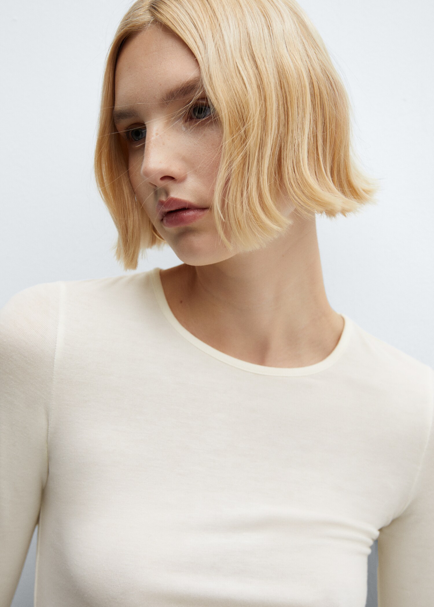 Strick-T-Shirt mit Rundhals - Detail des Artikels 1