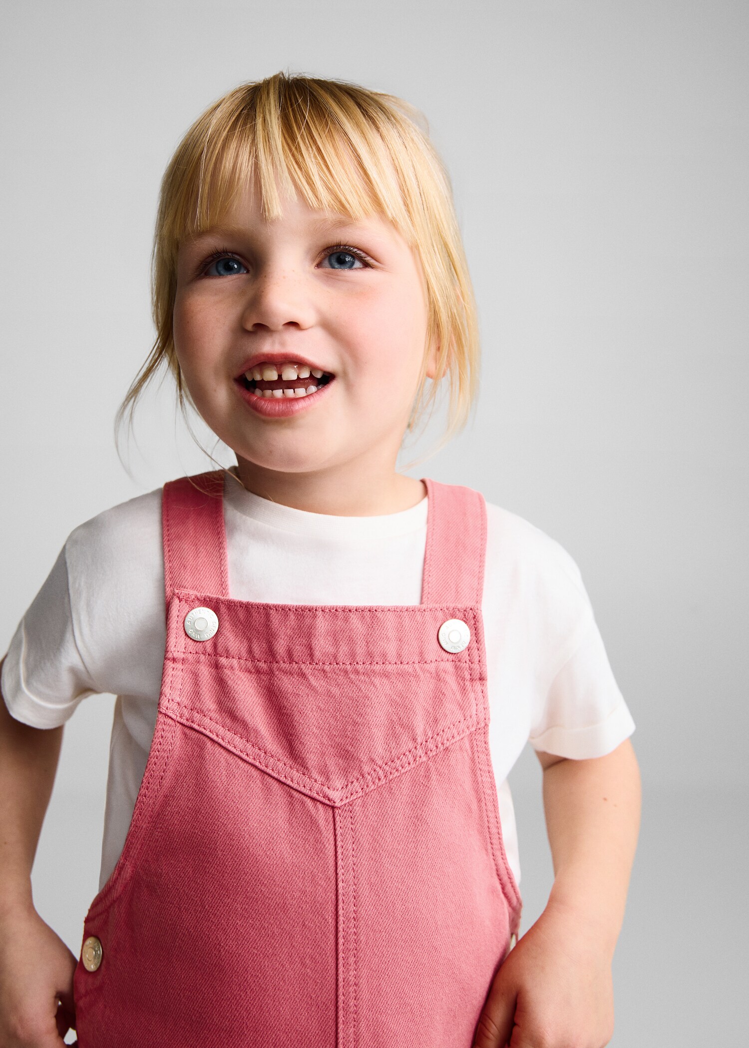 Pockets pinafore dress - Details of the article 1