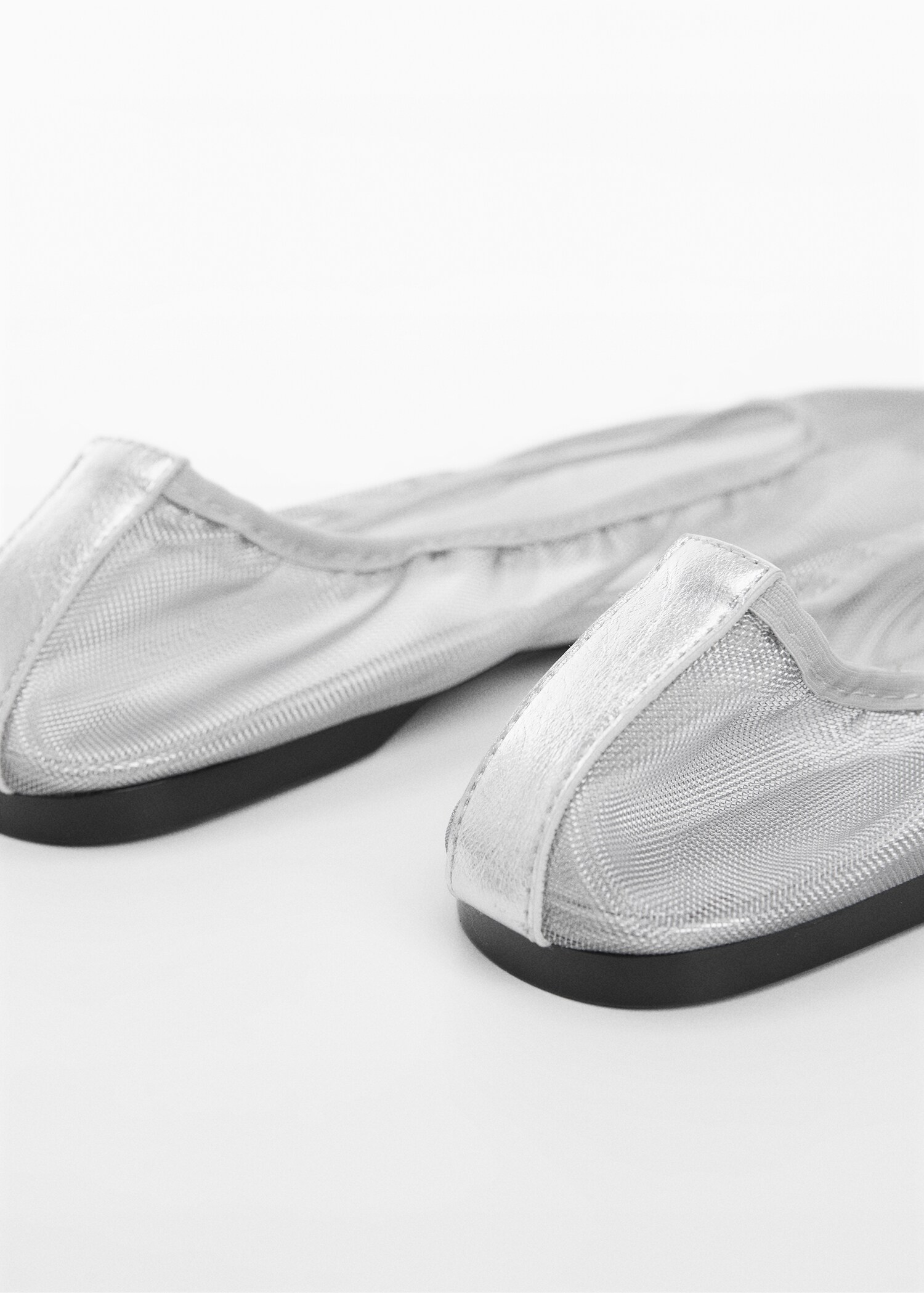 Semi-transparent mesh ballet flats - Details of the article 1