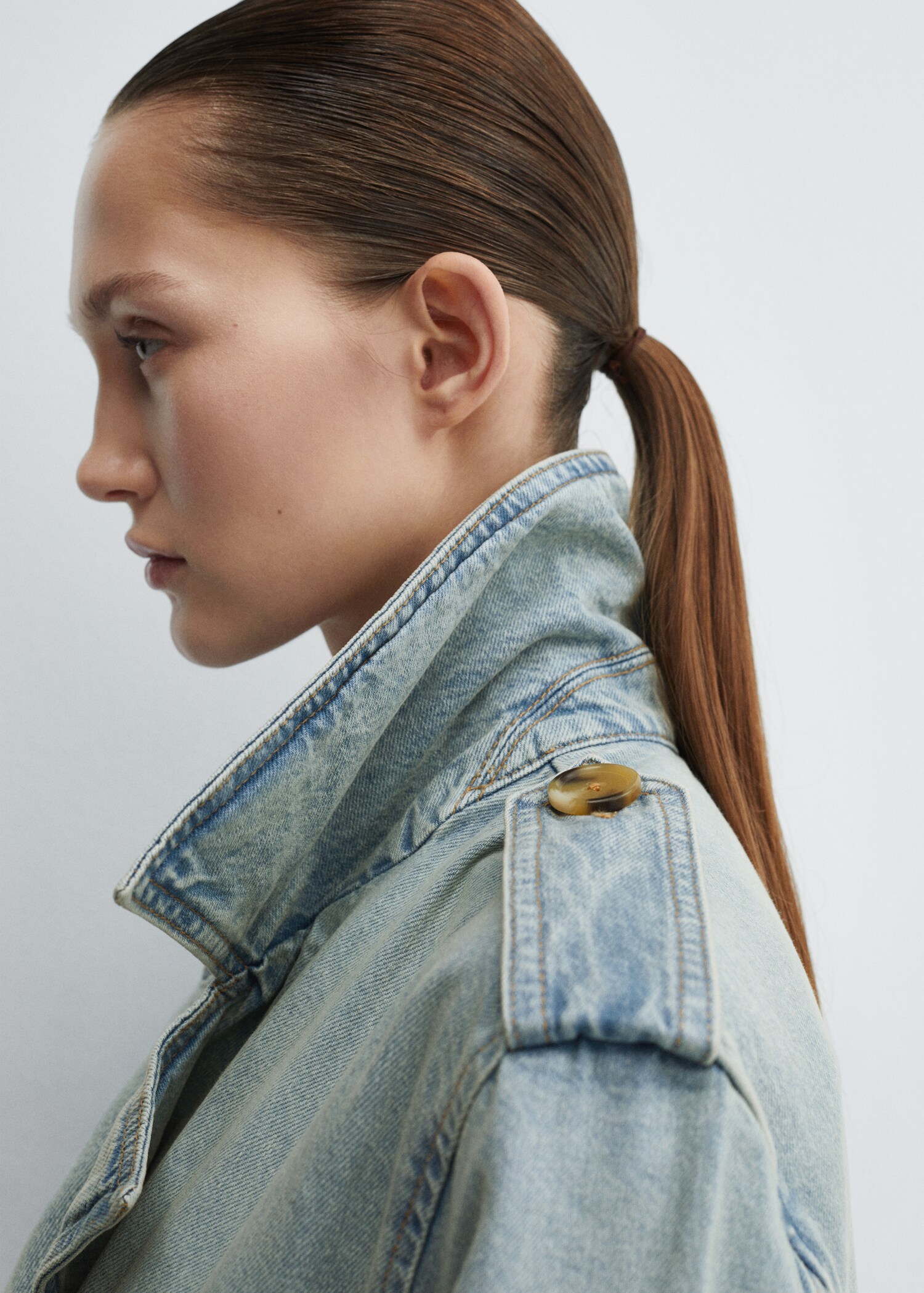 Double breasted denim trench - Details of the article 1