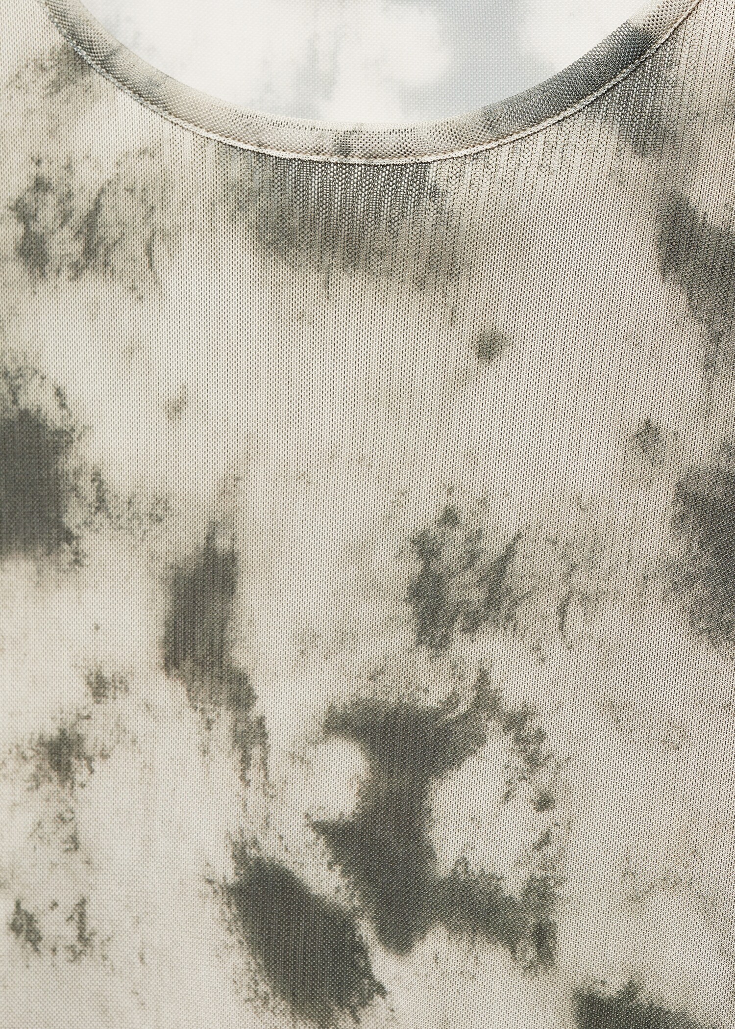 Gemustertes Mesh-T-Shirt - Detail des Artikels 8