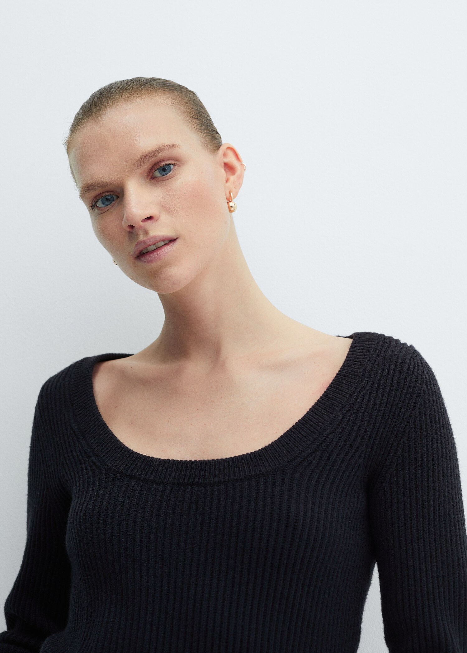 Pull-over décolleté plongeant - Détail de l'article 1