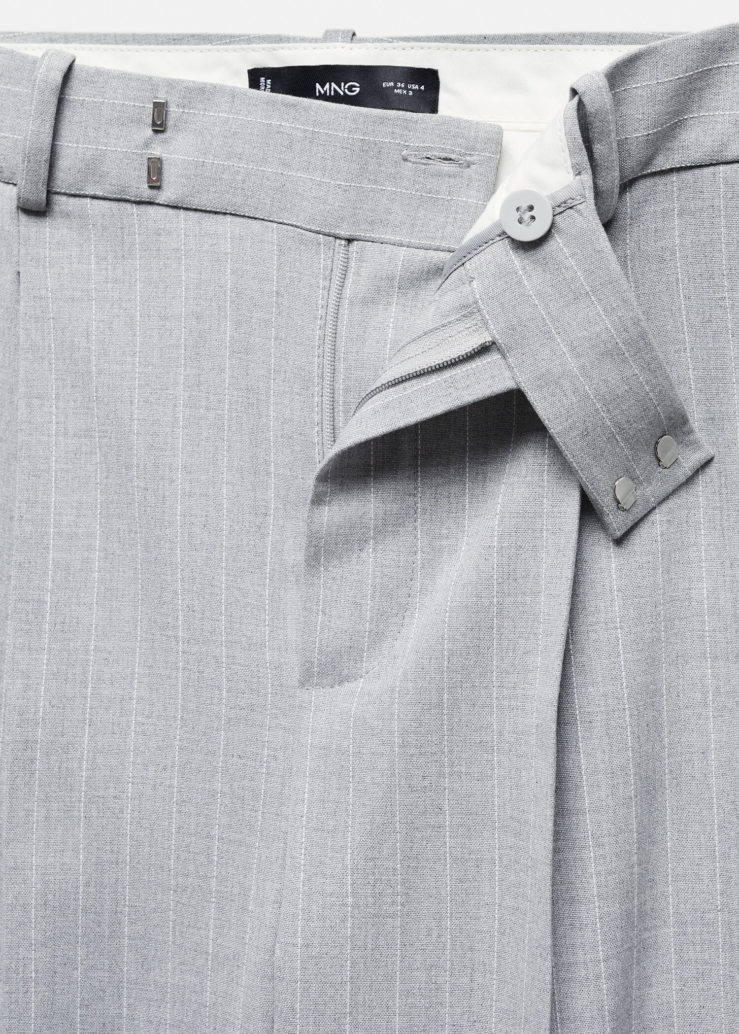 Anzughose mit Nadelstreifen - Detail des Artikels 8