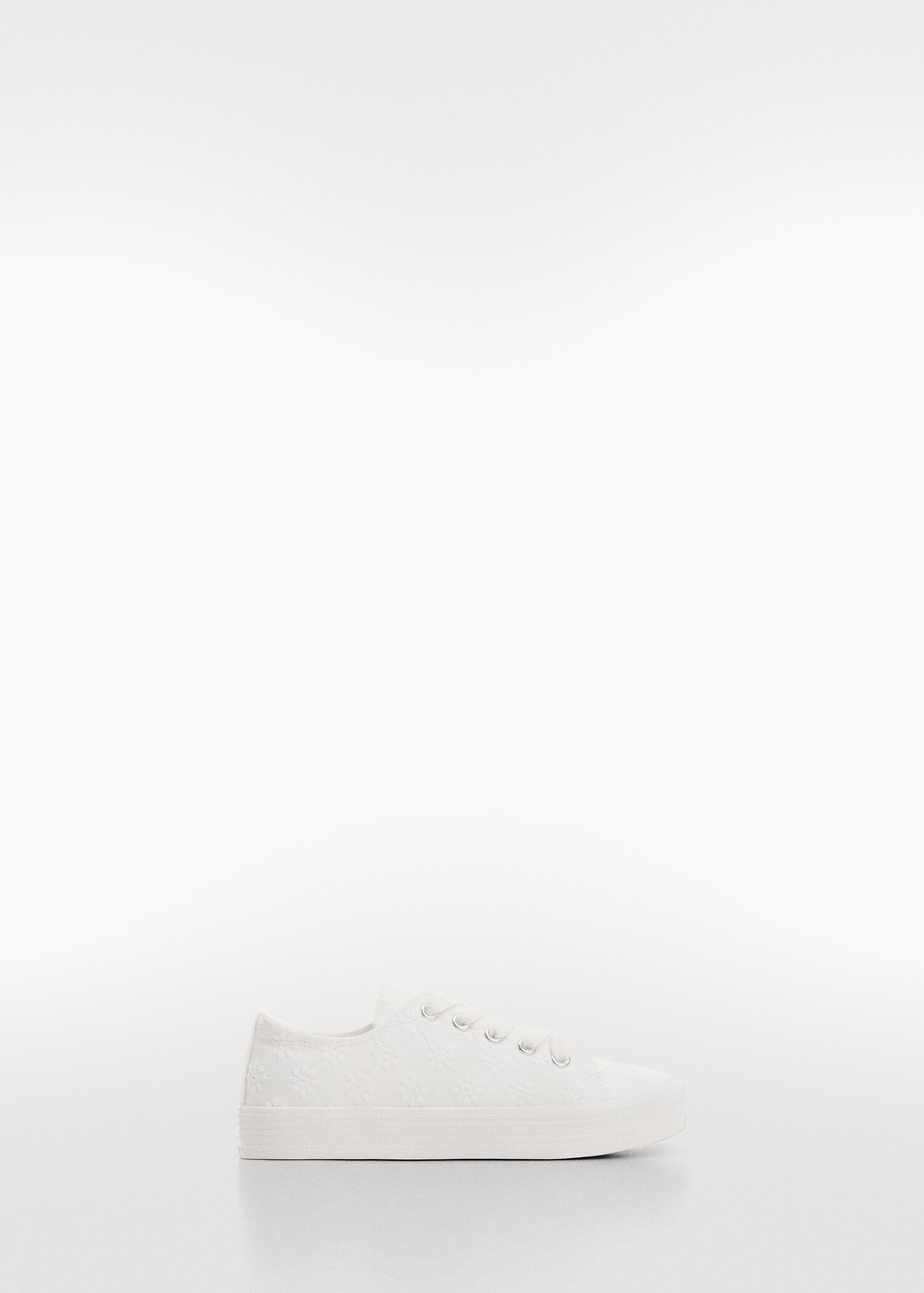 Broderade sneakers - Artikel utan modell