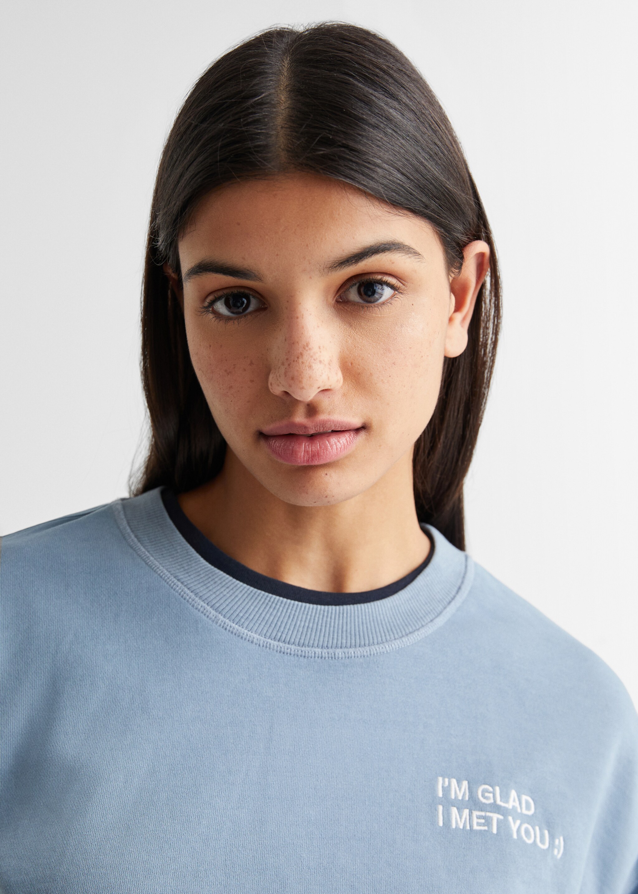Embroidered message sweatshirt - Details of the article 1