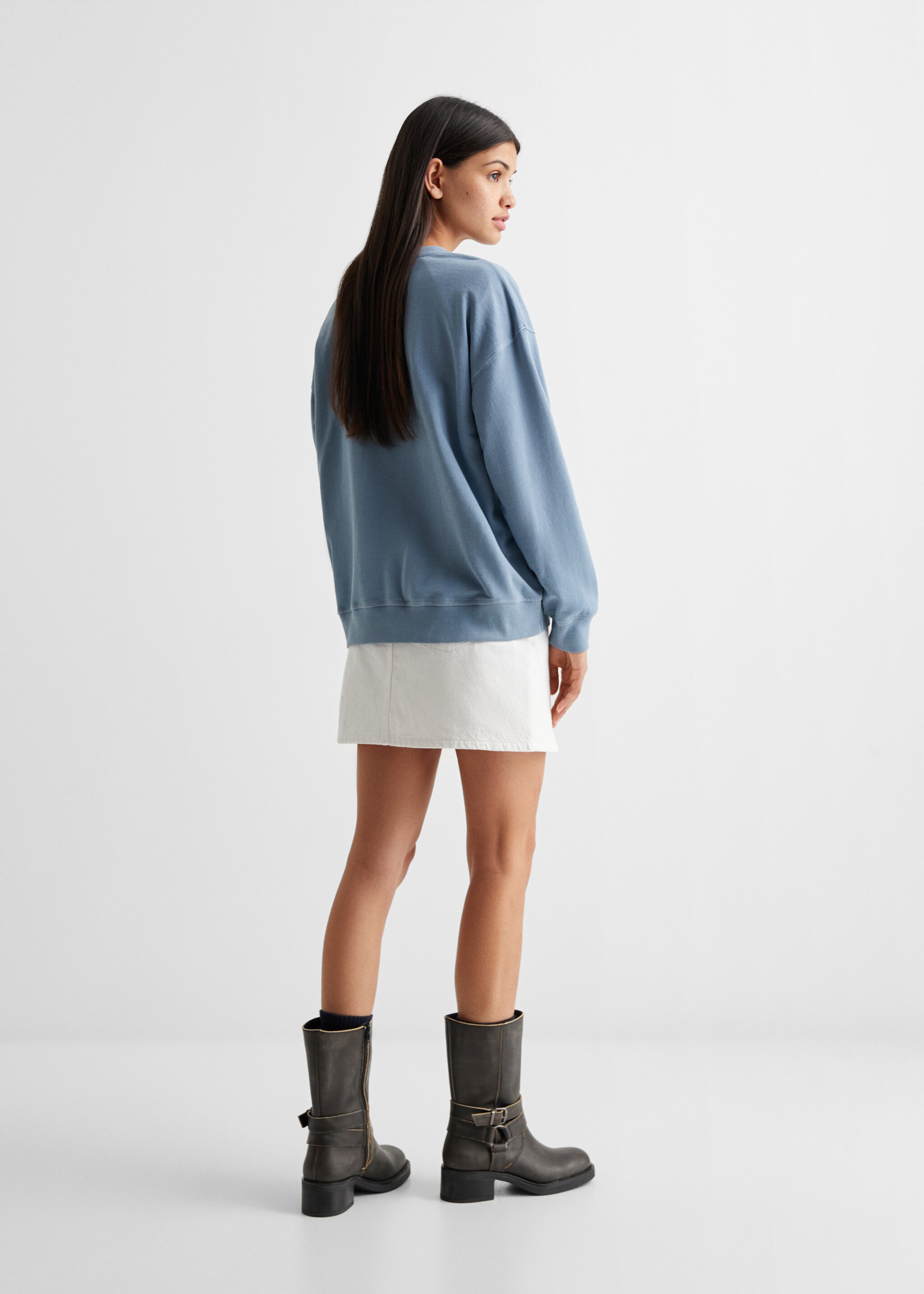 Embroidered message sweatshirt - Reverse of the article