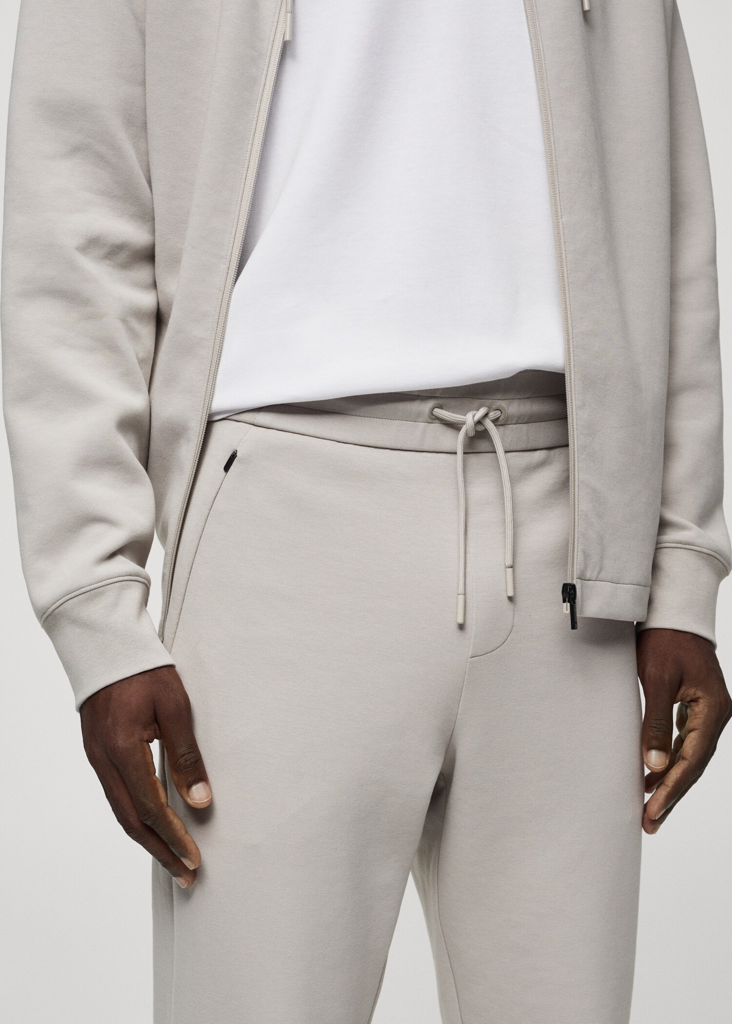 Kalhoty jogger se šňůrkou z funkční látky - Detail zboží 1